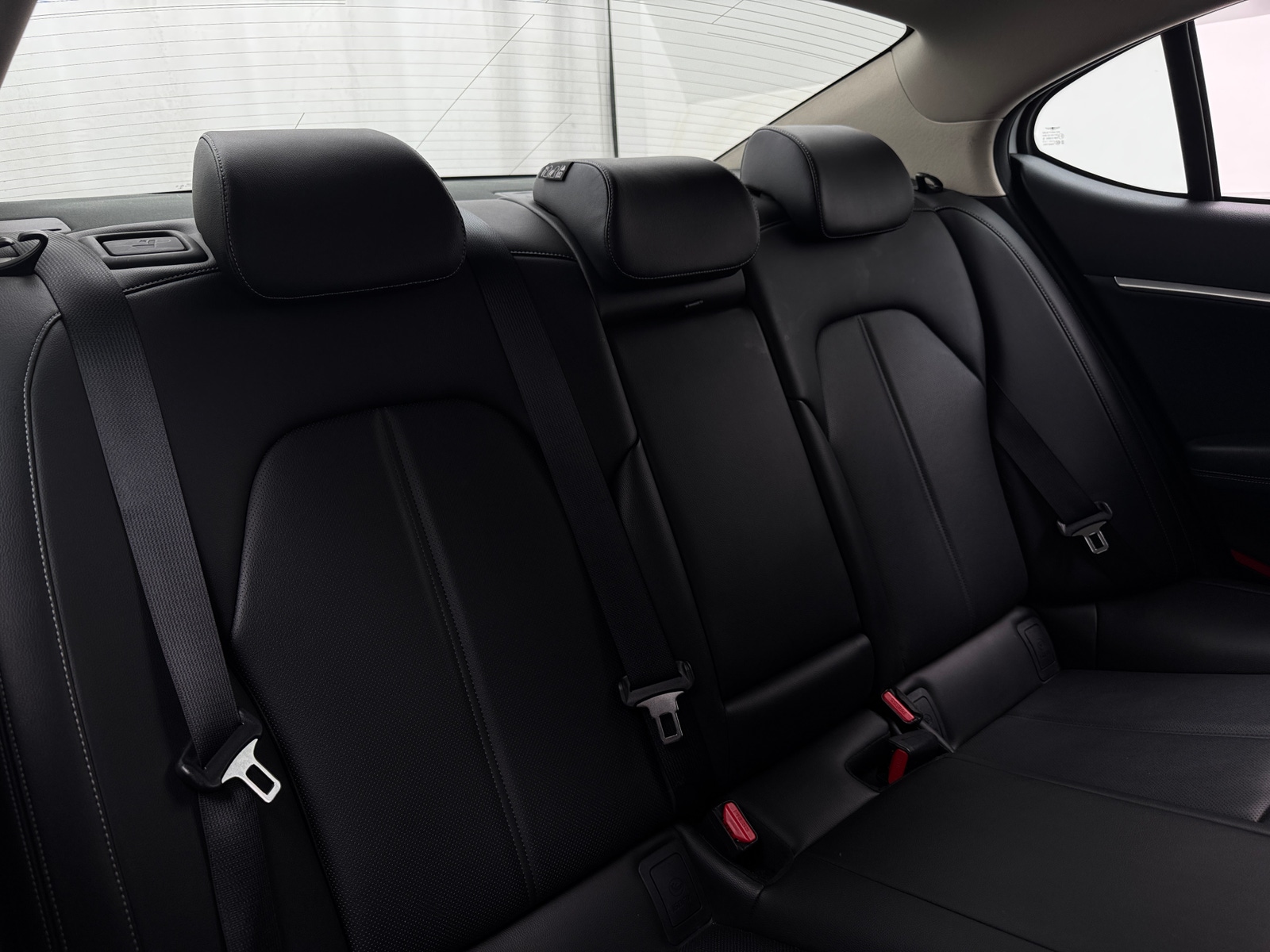 Thumbnail: 2022 Genesis G70 - 5