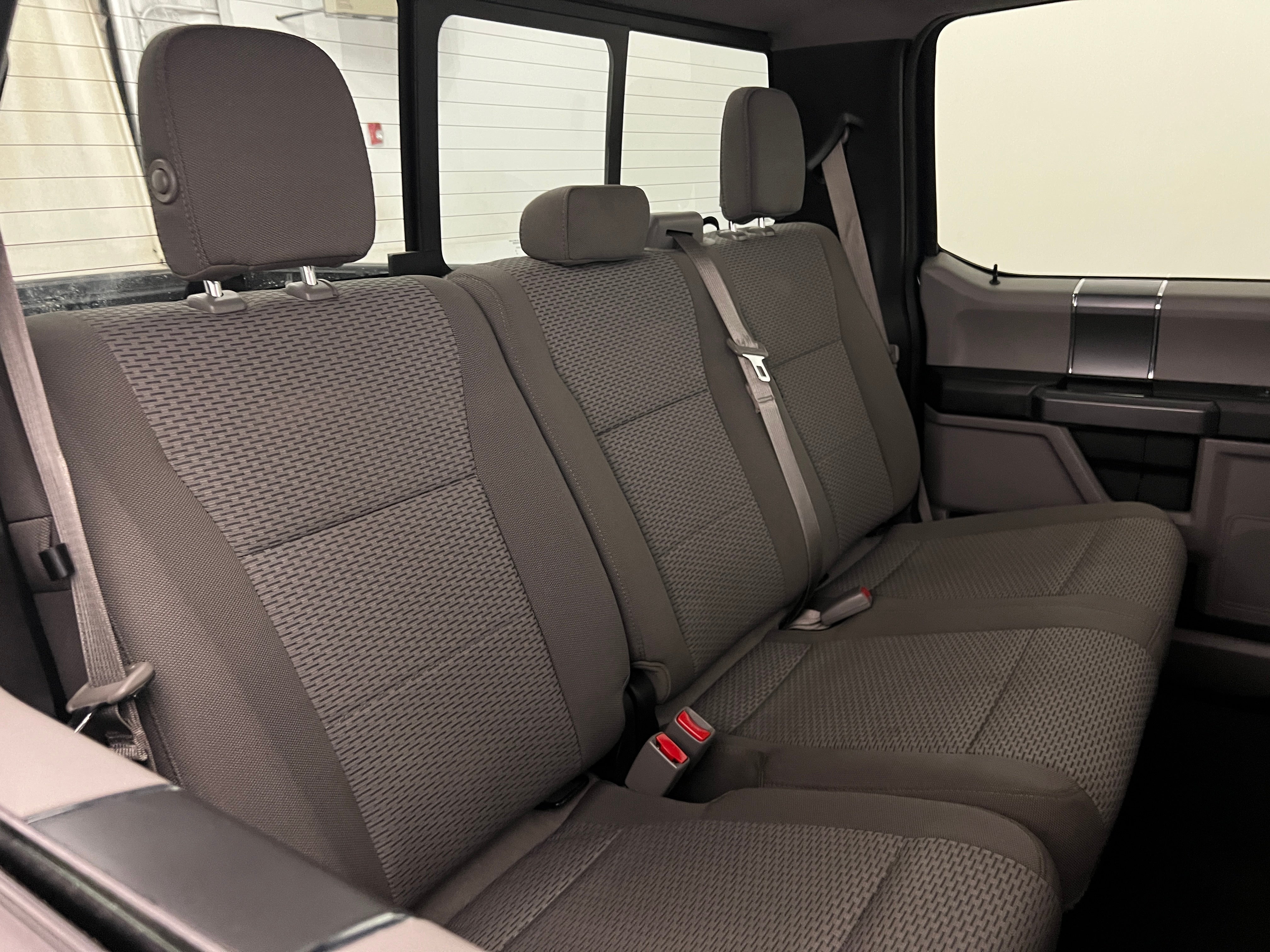 2017 Ford Econoline E-150 6