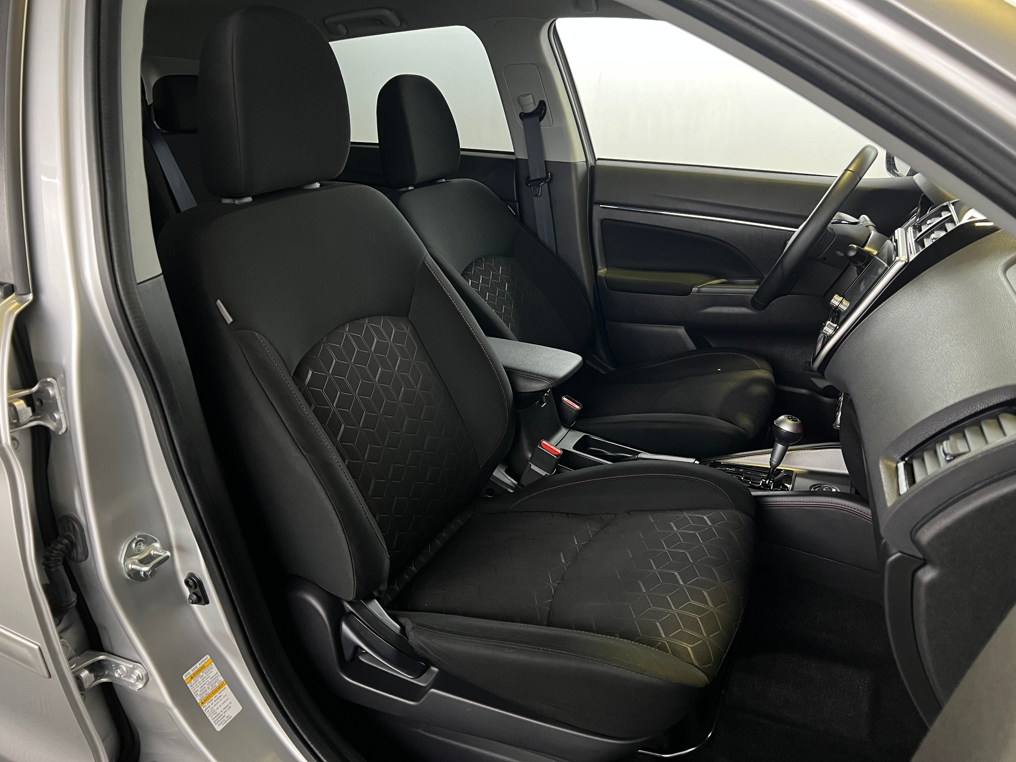 Thumbnail: 2021 Mitsubishi Outlander Sport - 2