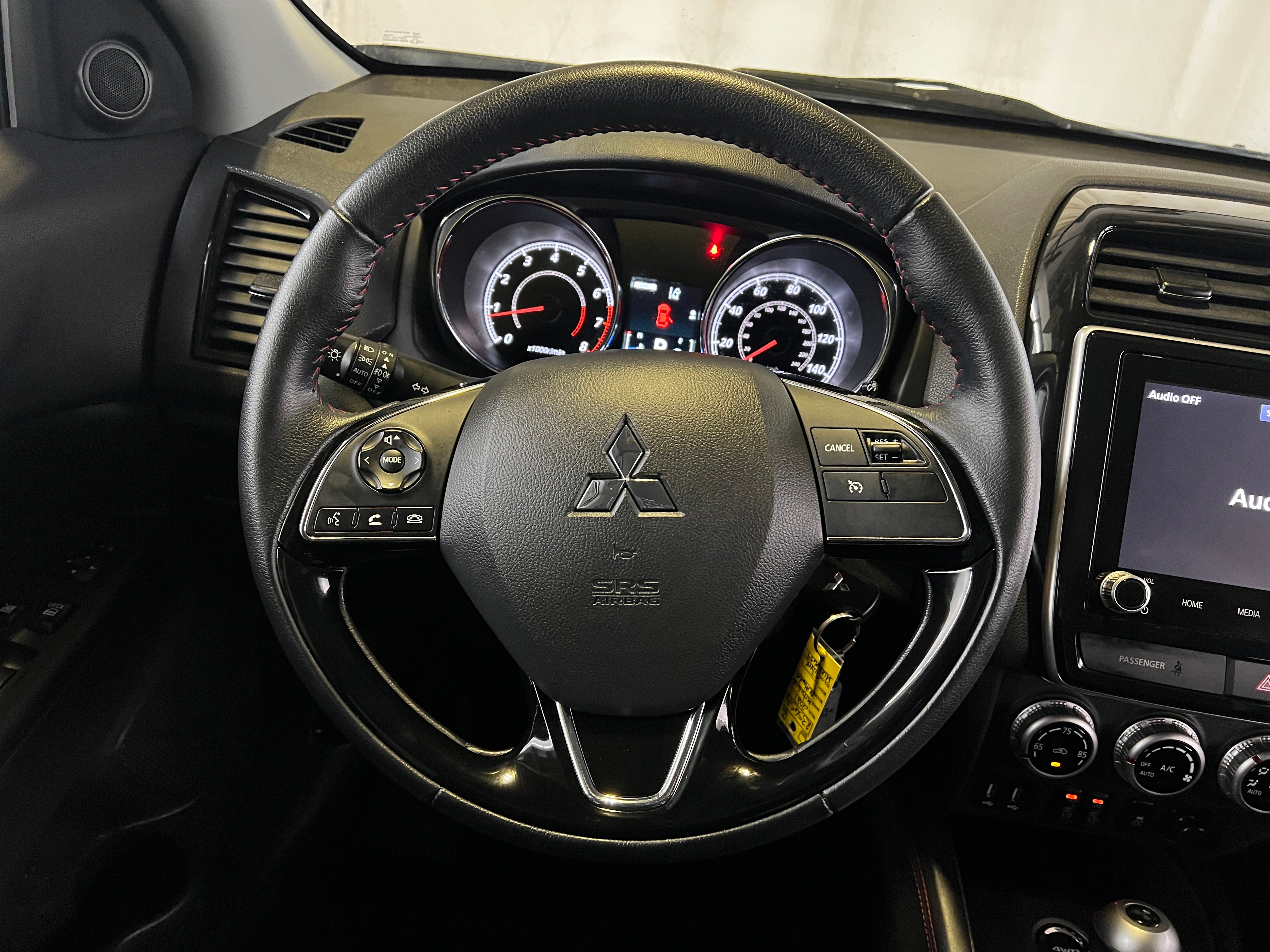 Thumbnail: 2021 Mitsubishi Outlander Sport - 5