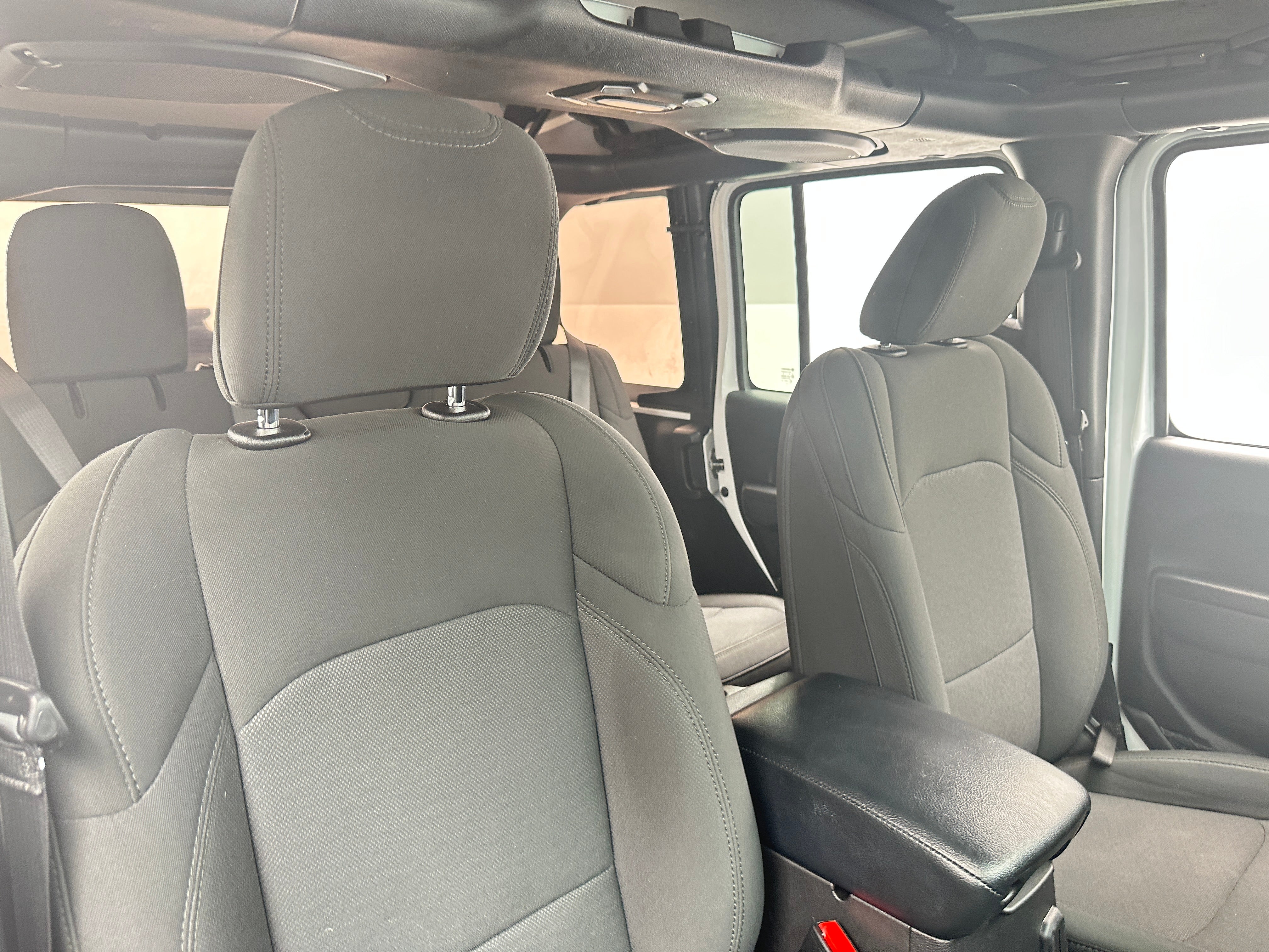 2022 Jeep Wrangler Unlimited Sport S 2