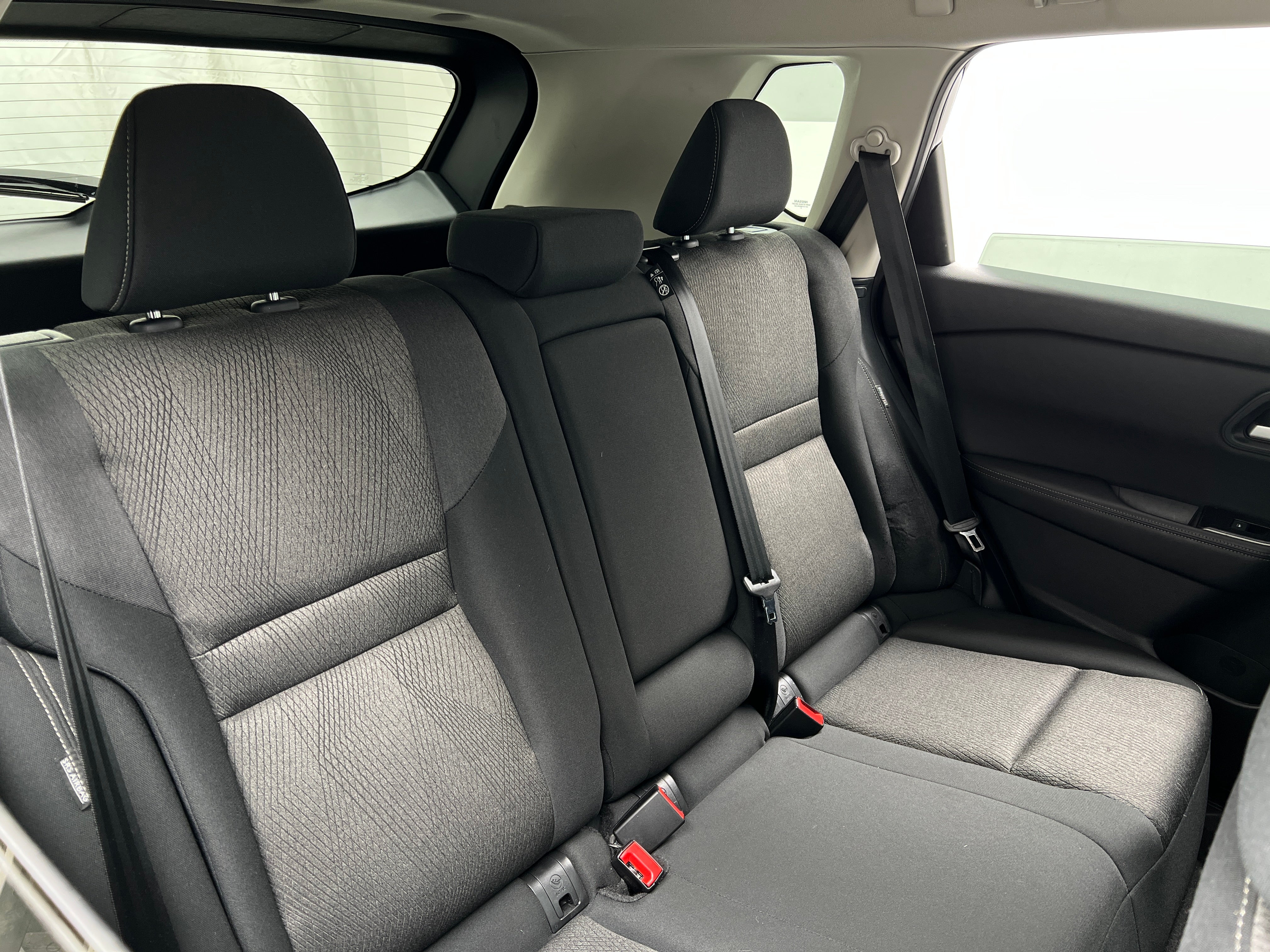 2024 Nissan Rogue SV 6