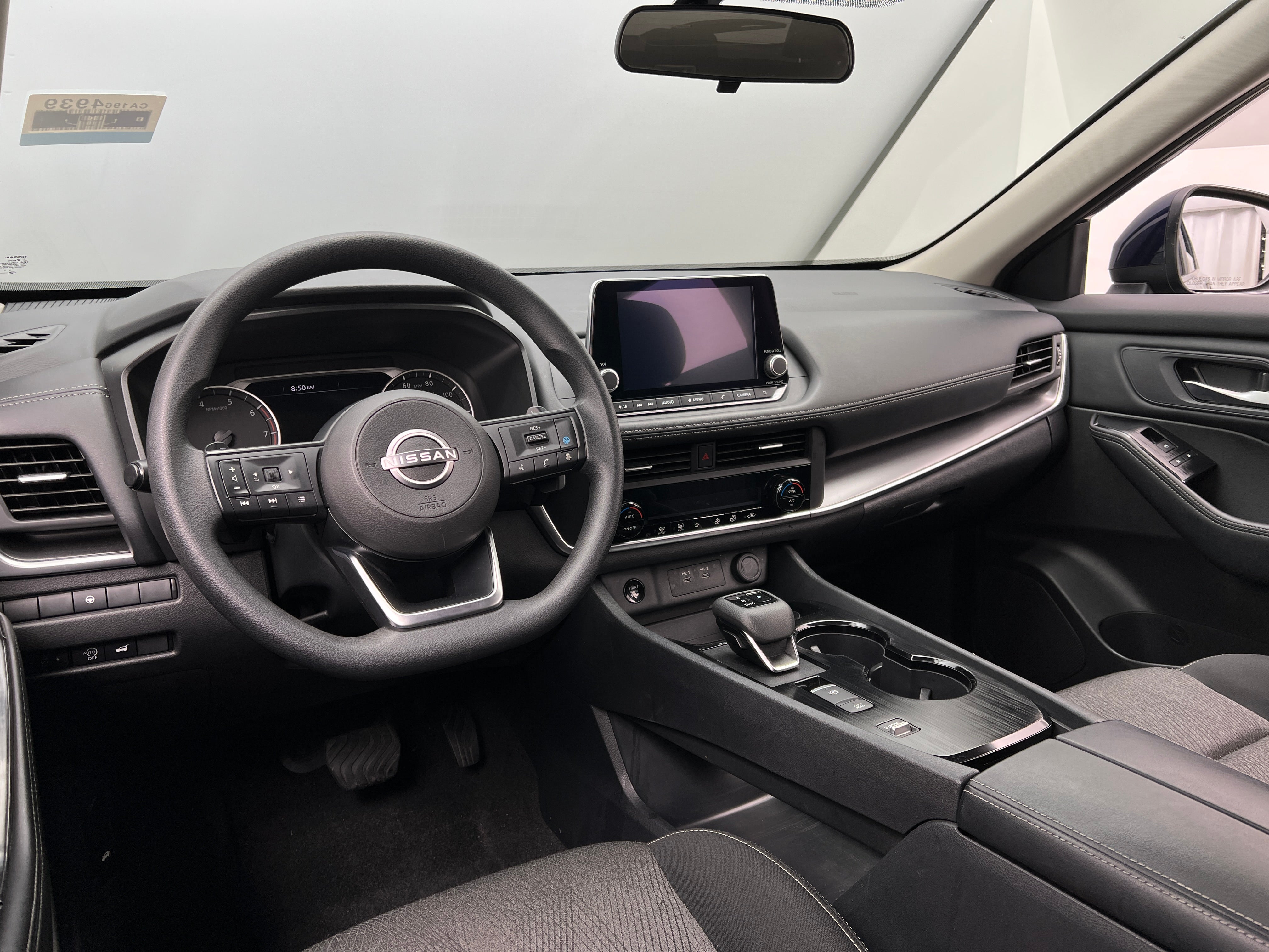 2024 Nissan Rogue SV 3