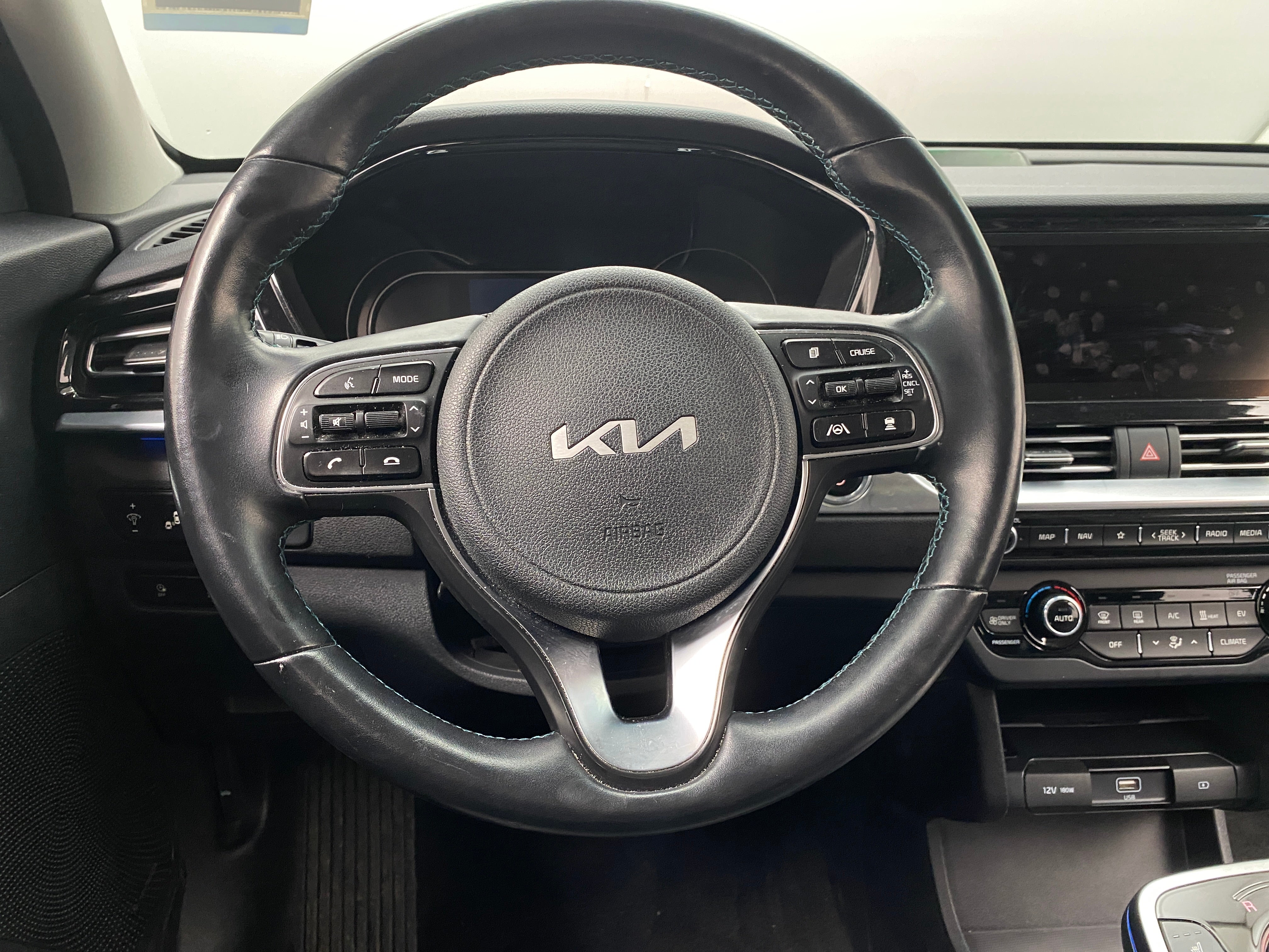 2022 Kia Niro EX Premium 4