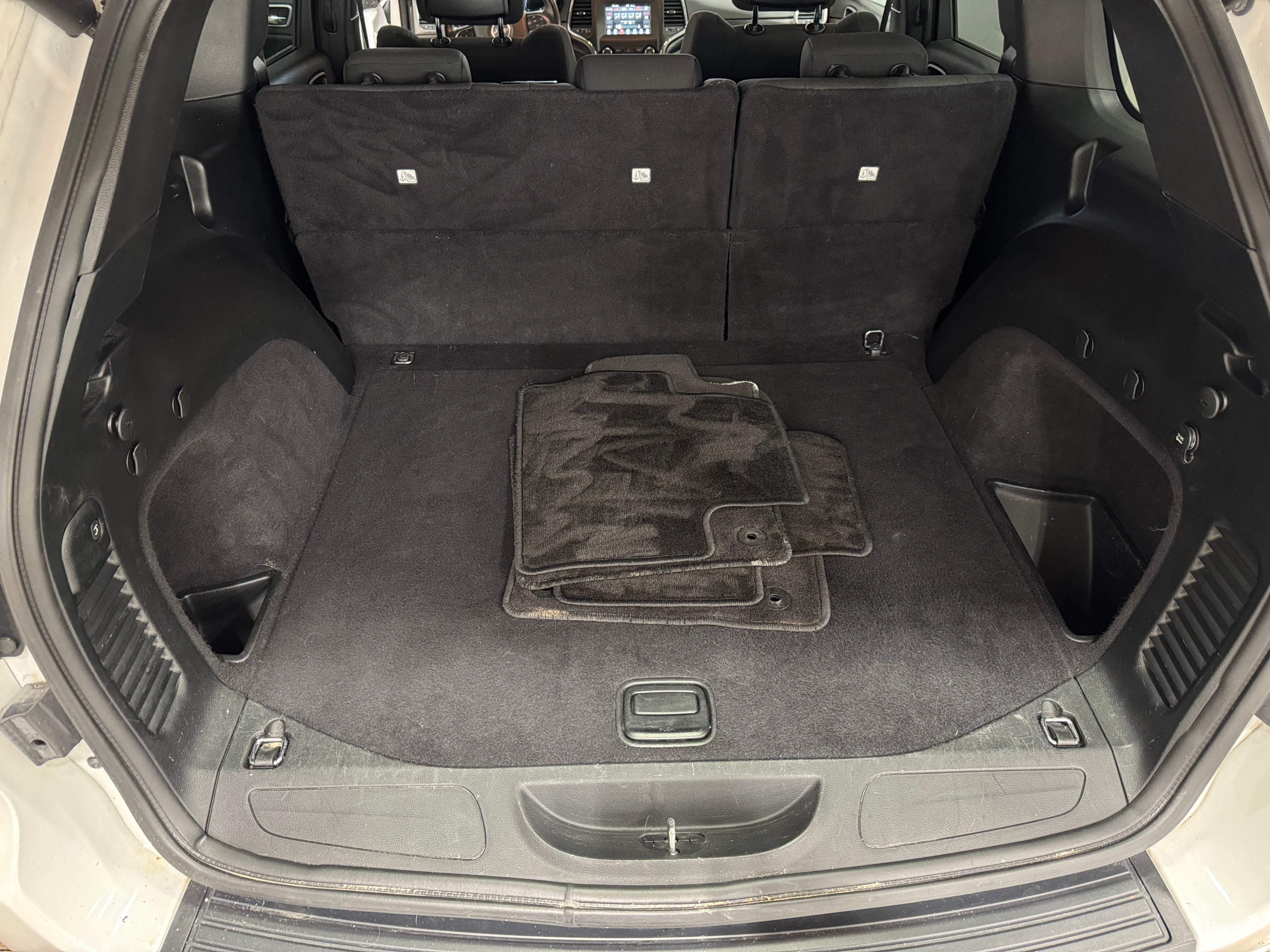 2019 Jeep Grand Cherokee Upland 7