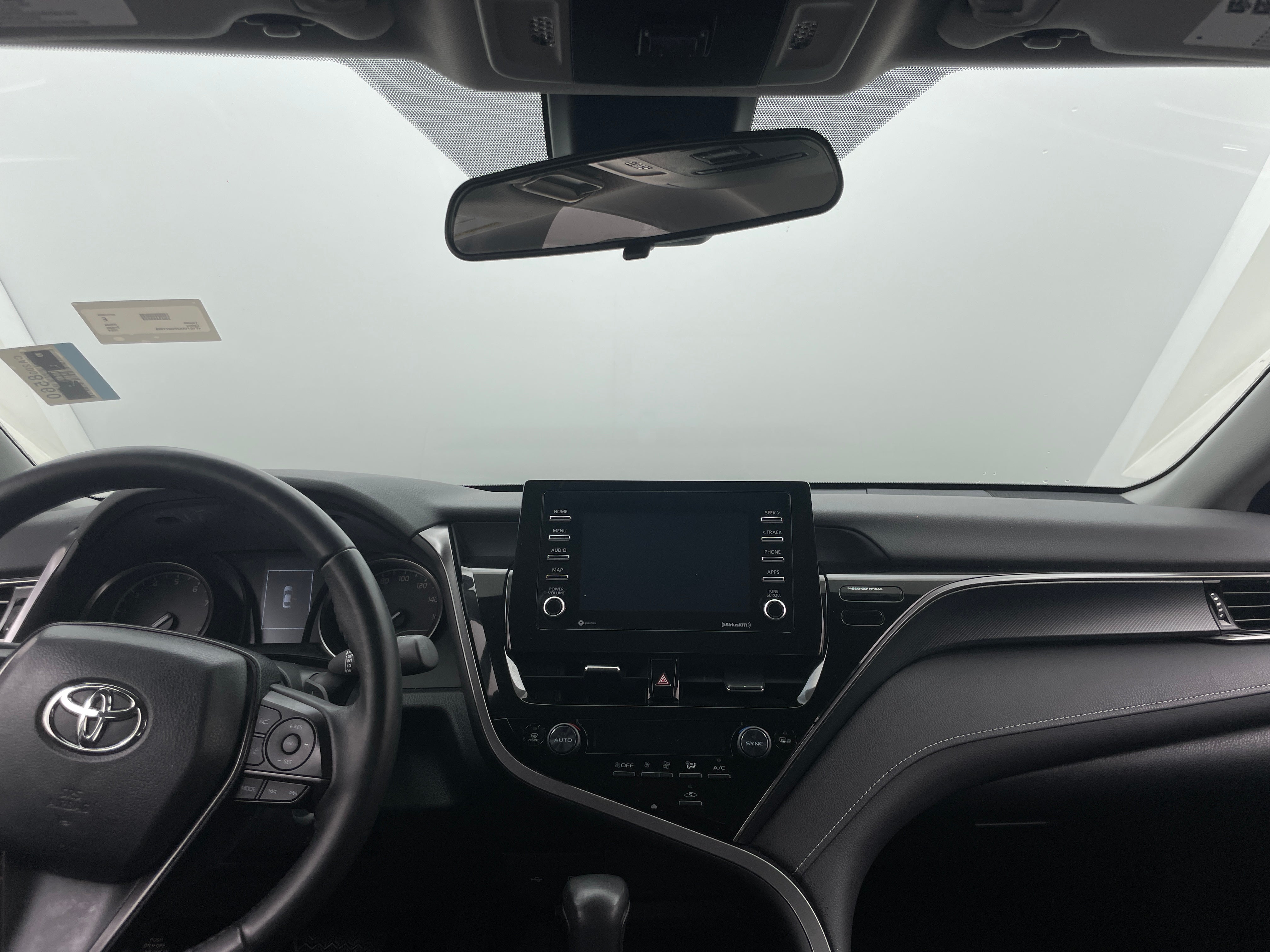2024 Toyota Camry SE 2