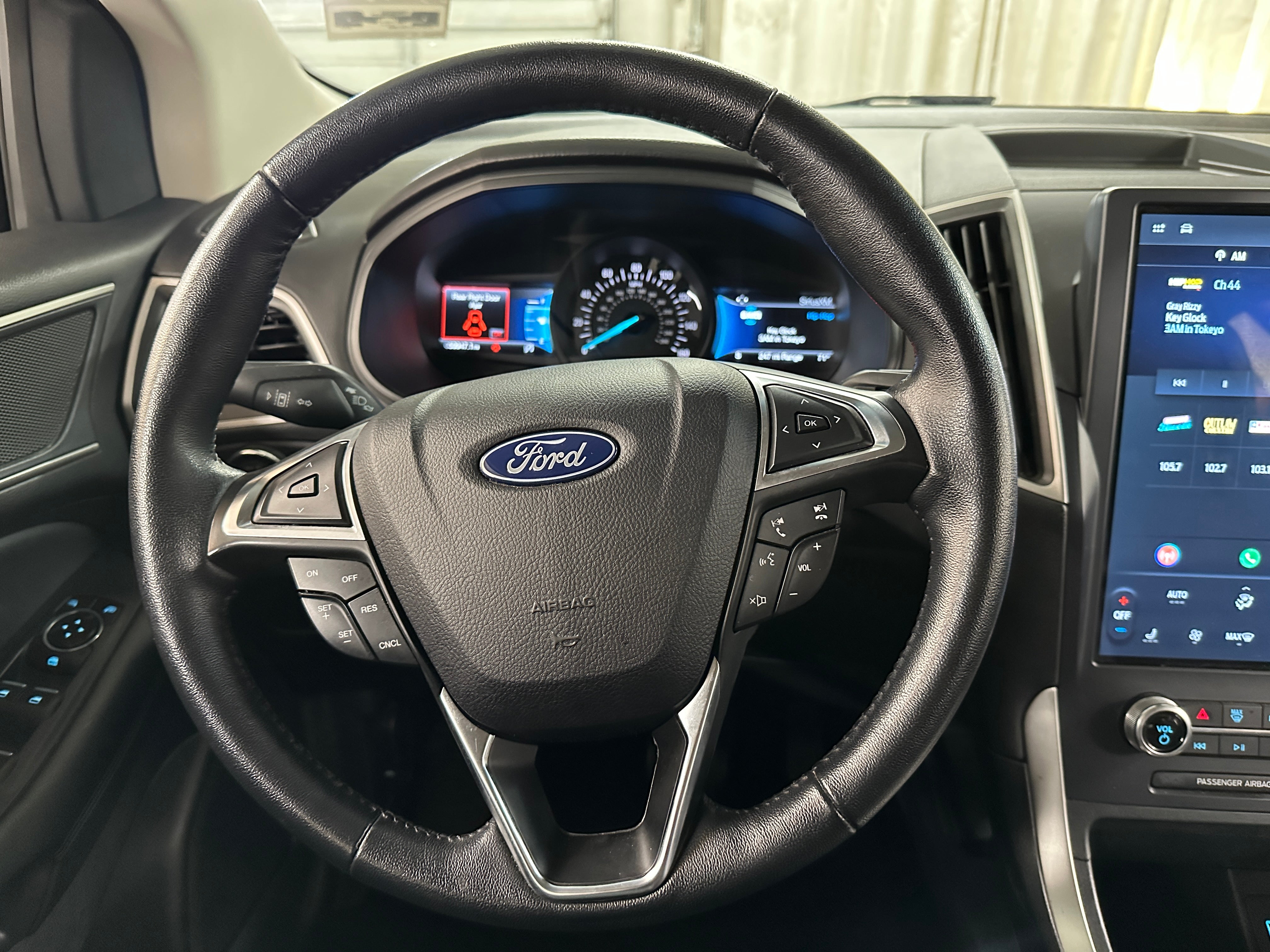 2023 Ford Edge SEL 5