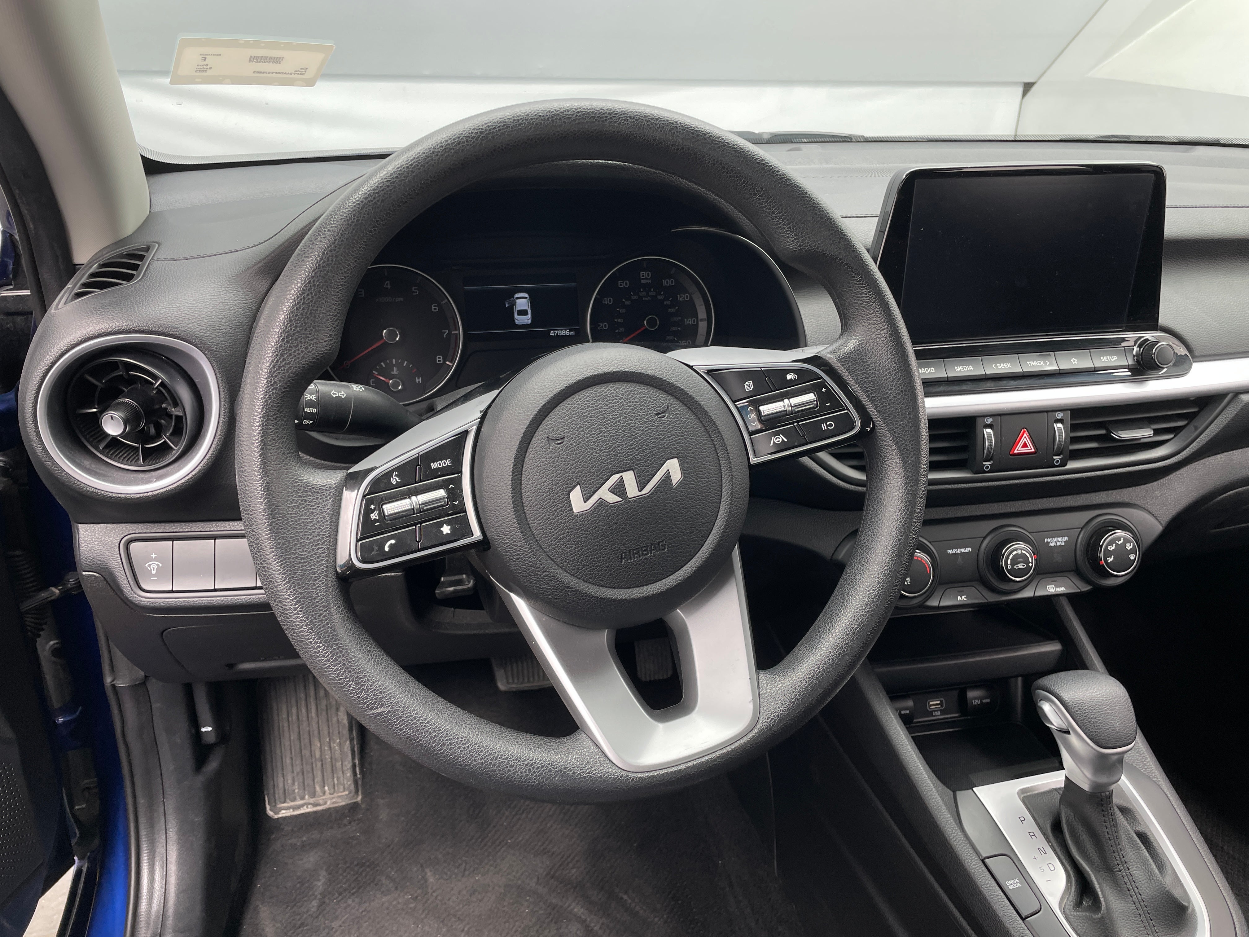 2023 Kia Forte LXS 5