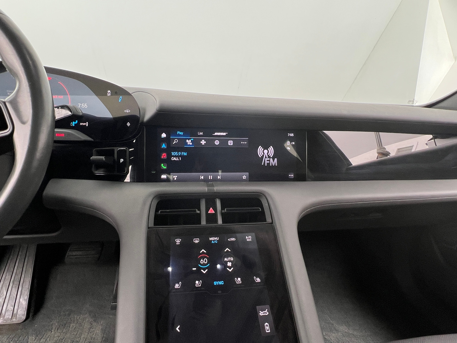 Thumbnail: 2021 Porsche Taycan - 3