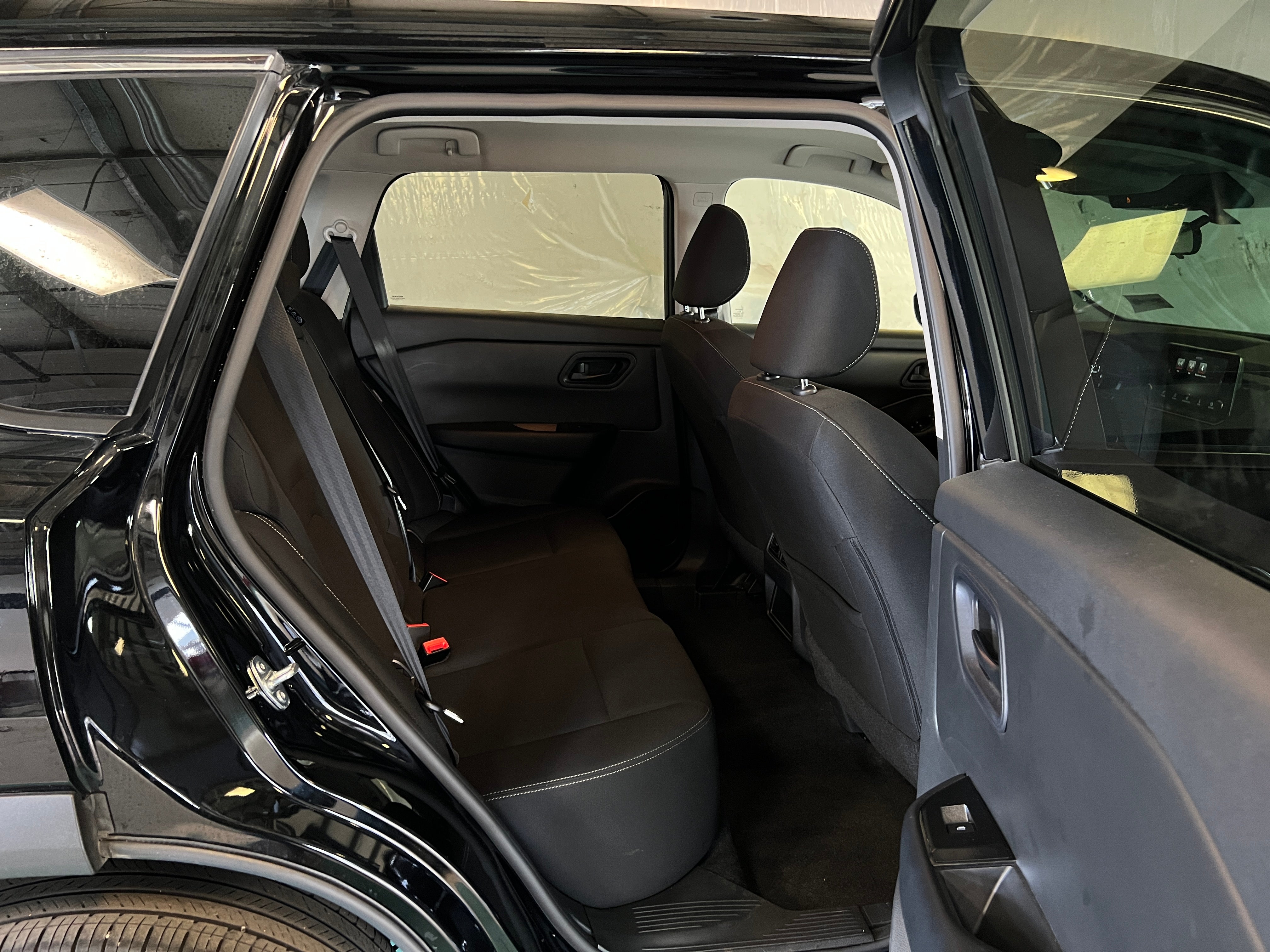 2024 Nissan Rogue S 6