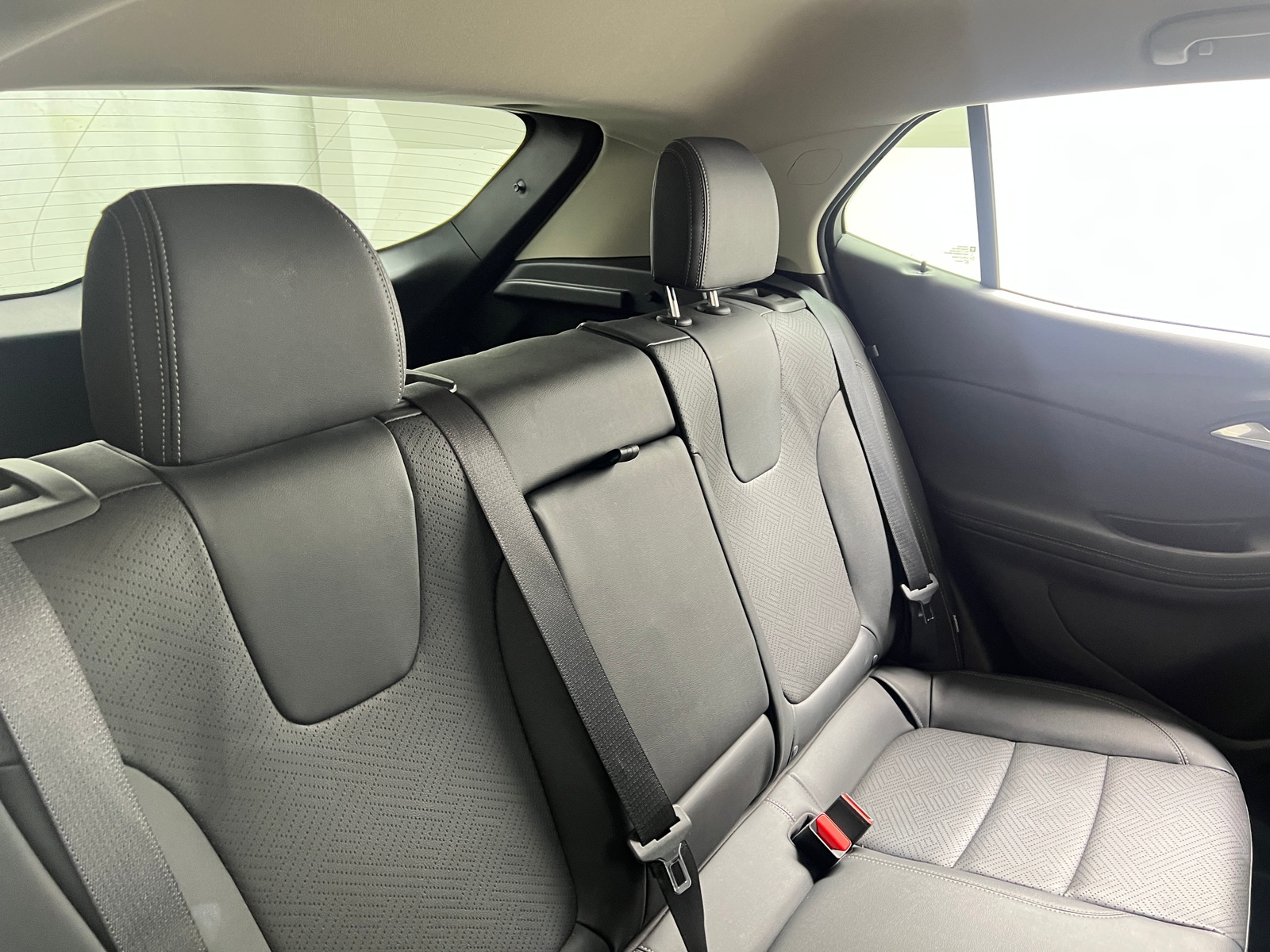 Thumbnail: 2022 Buick Encore GX - 6