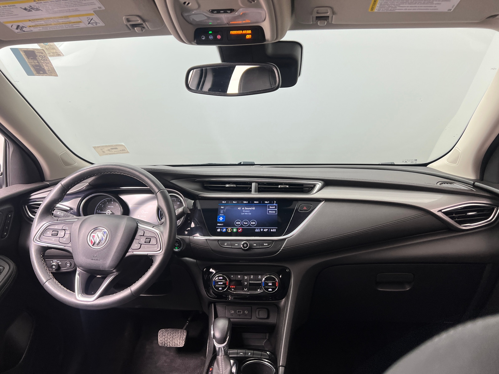 Thumbnail: 2022 Buick Encore GX - 3