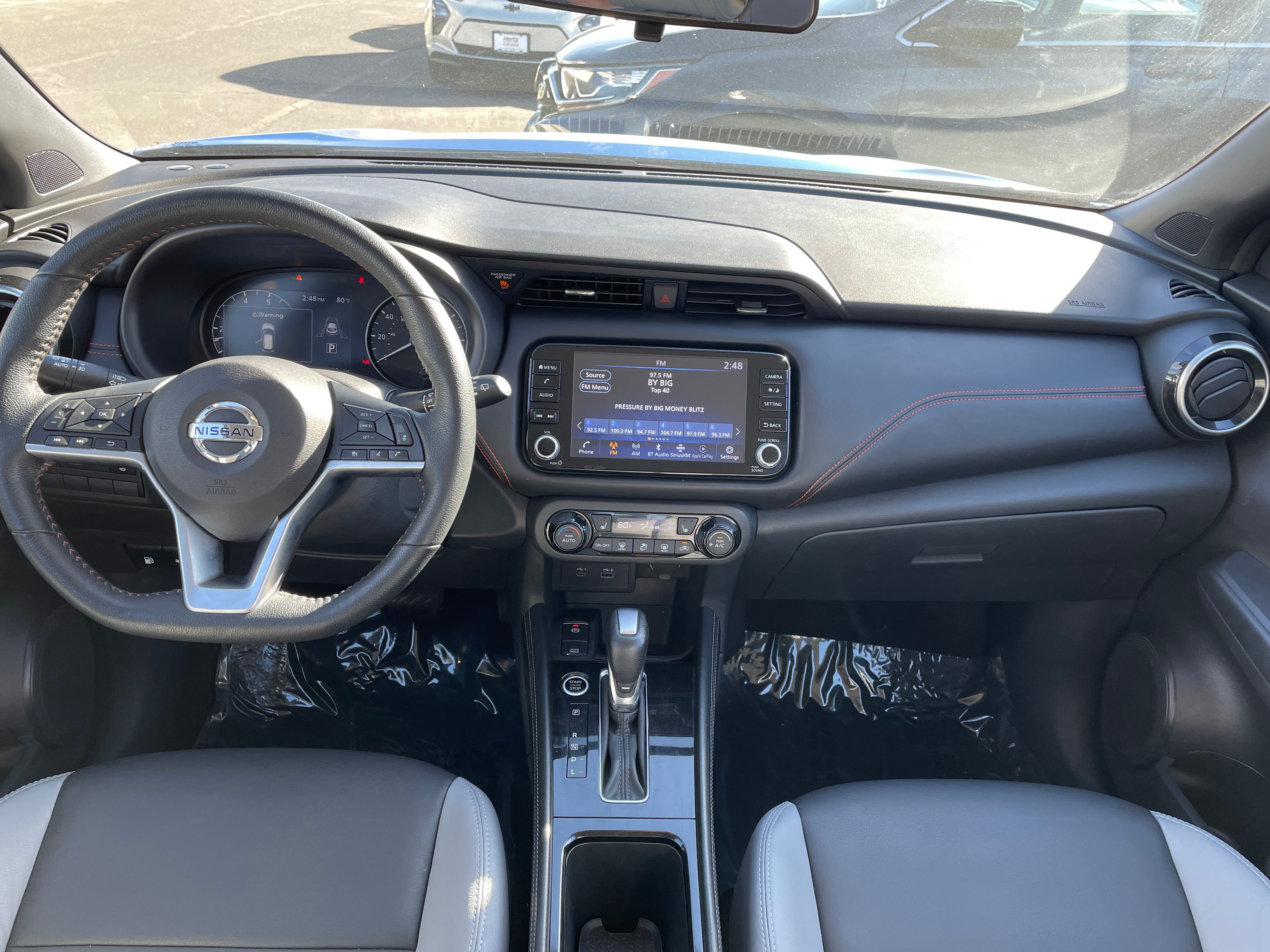 2021 Nissan Kicks SR 2