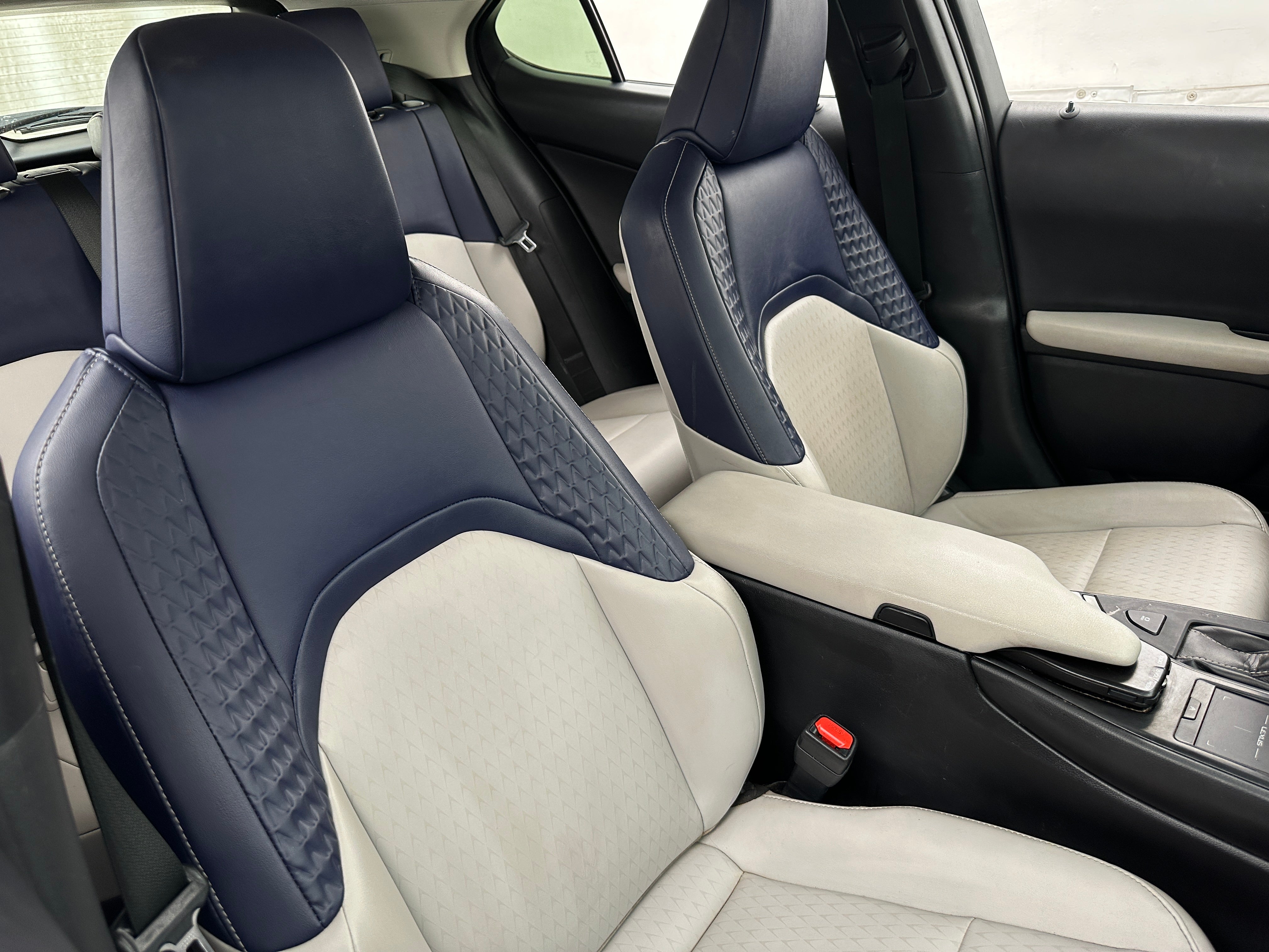 2019 Lexus UX 200 2