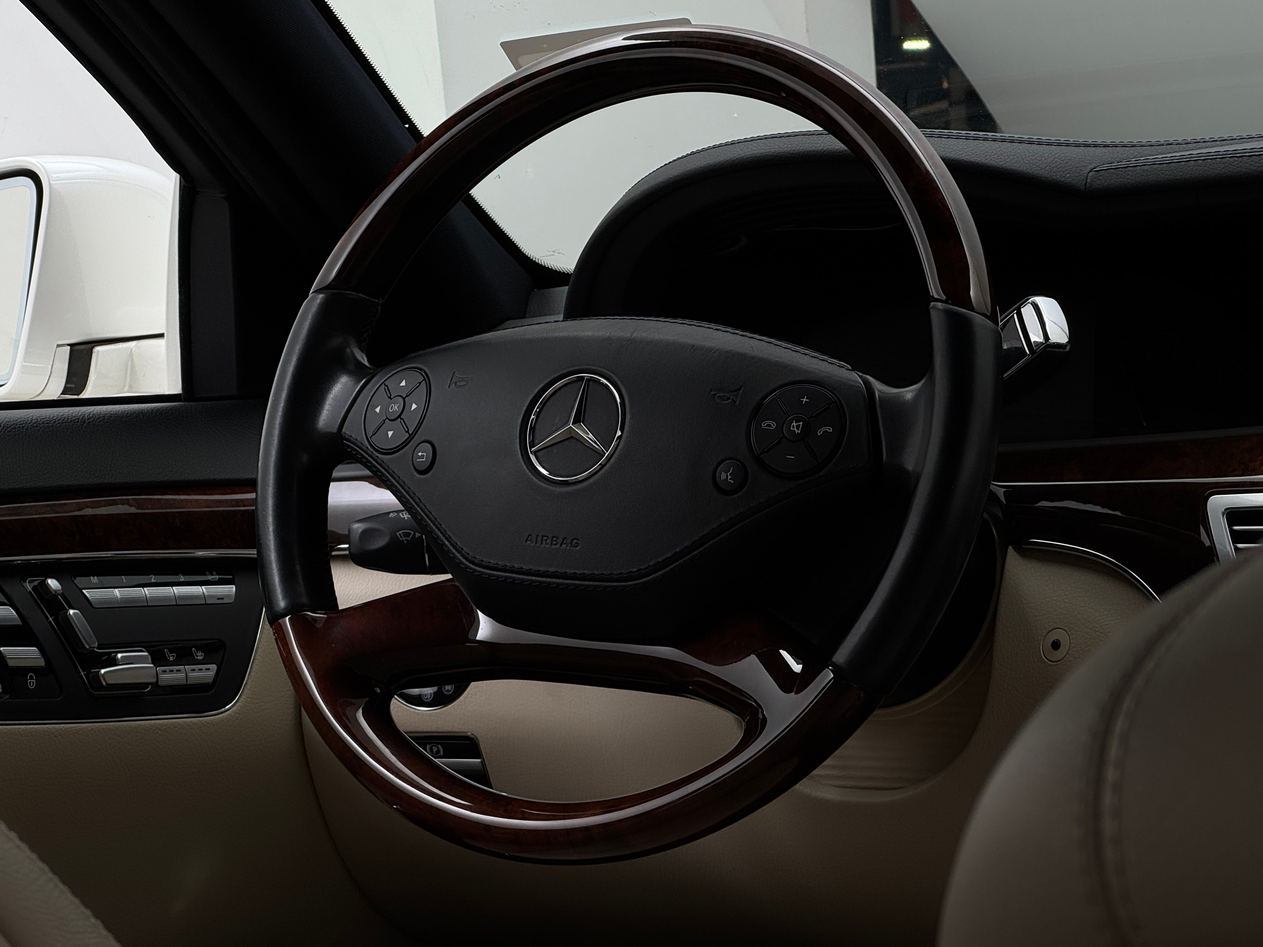 2013 Mercedes-Benz S-Class S 550 4