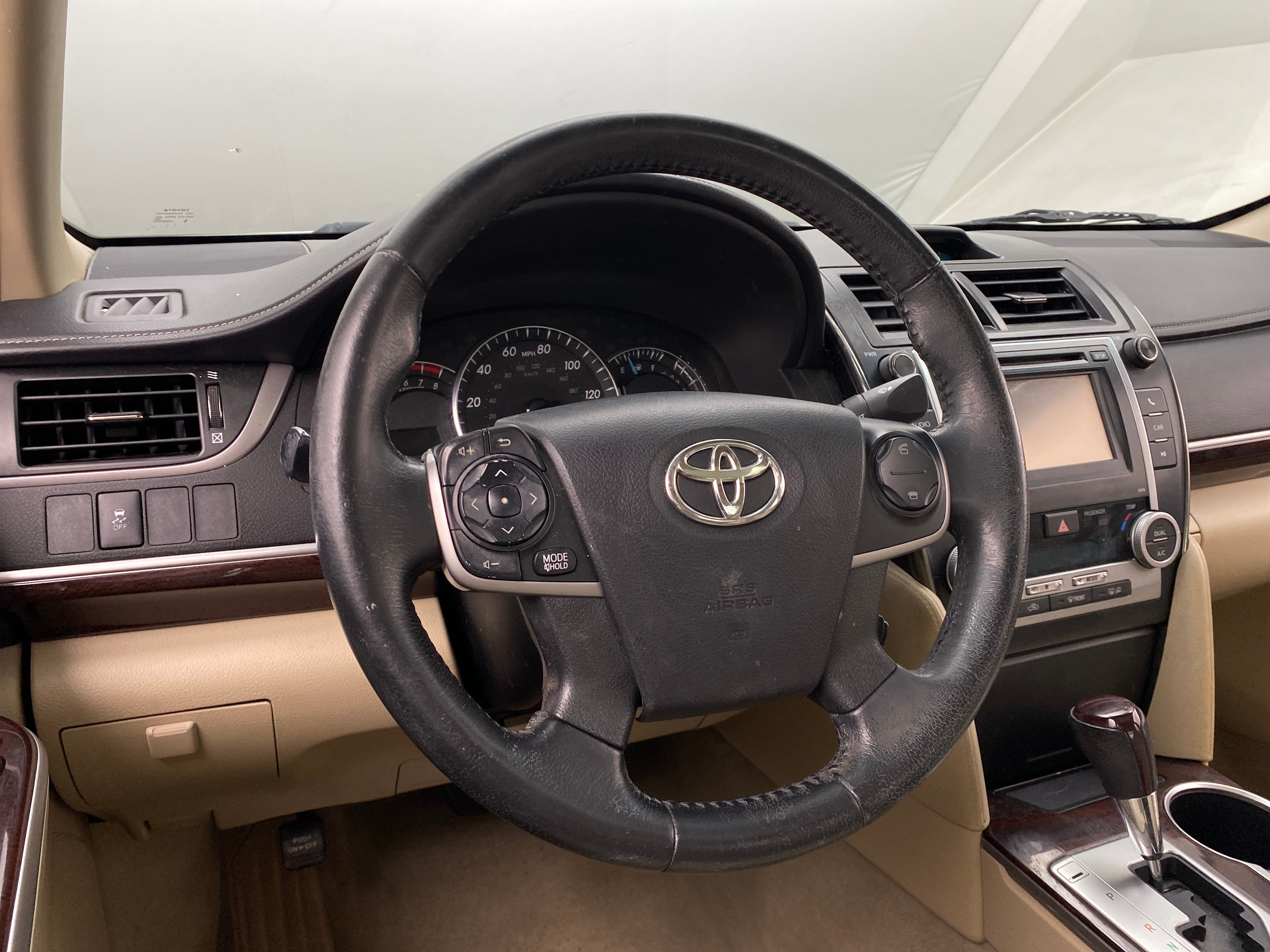 2014 Toyota Camry XLE 5