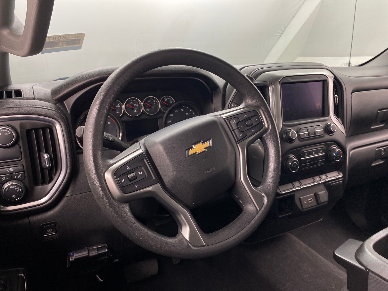 Thumbnail: 2020 Chevrolet Silverado 1500 - 5
