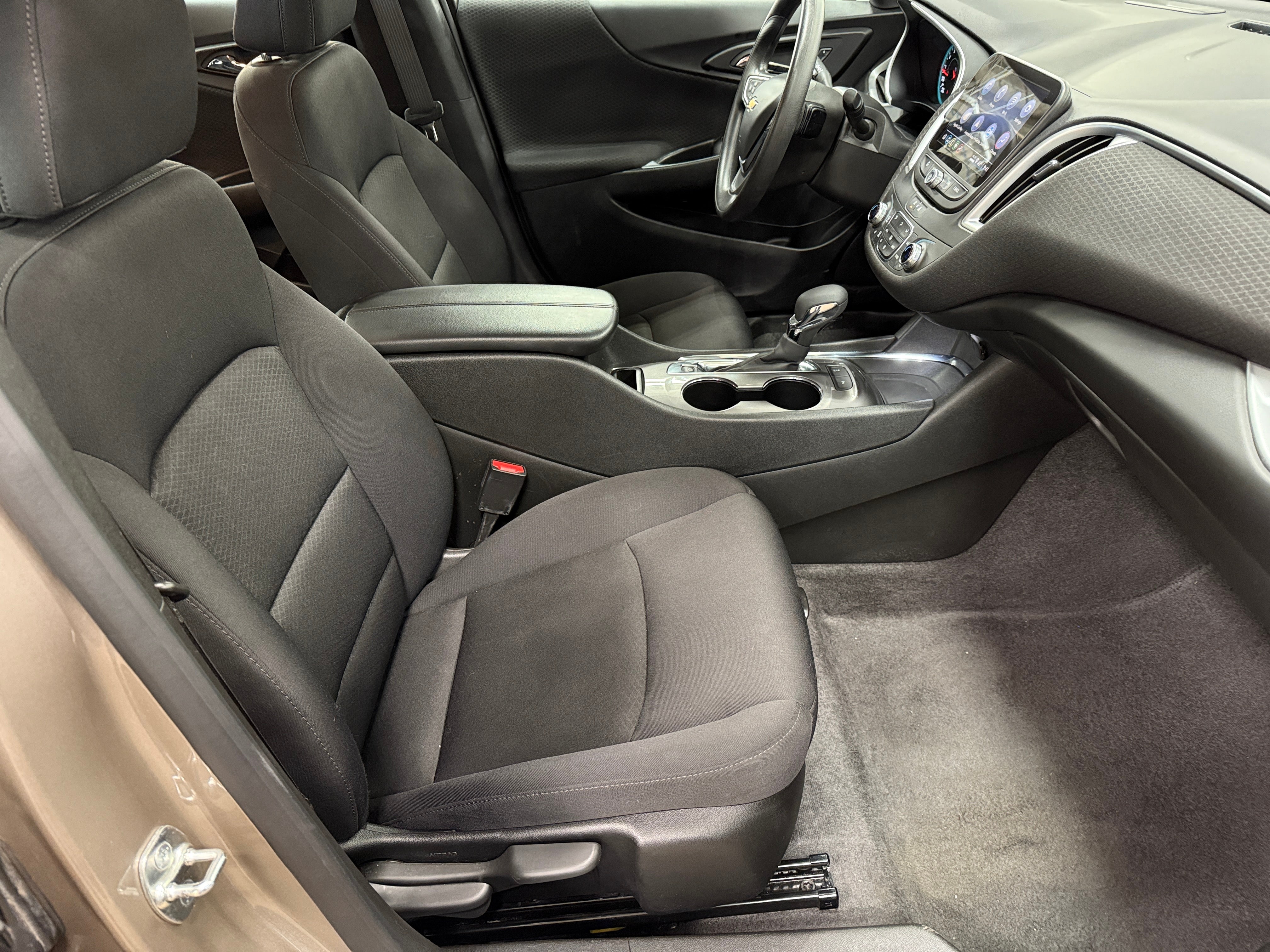 2024 Chevrolet Malibu LT 2
