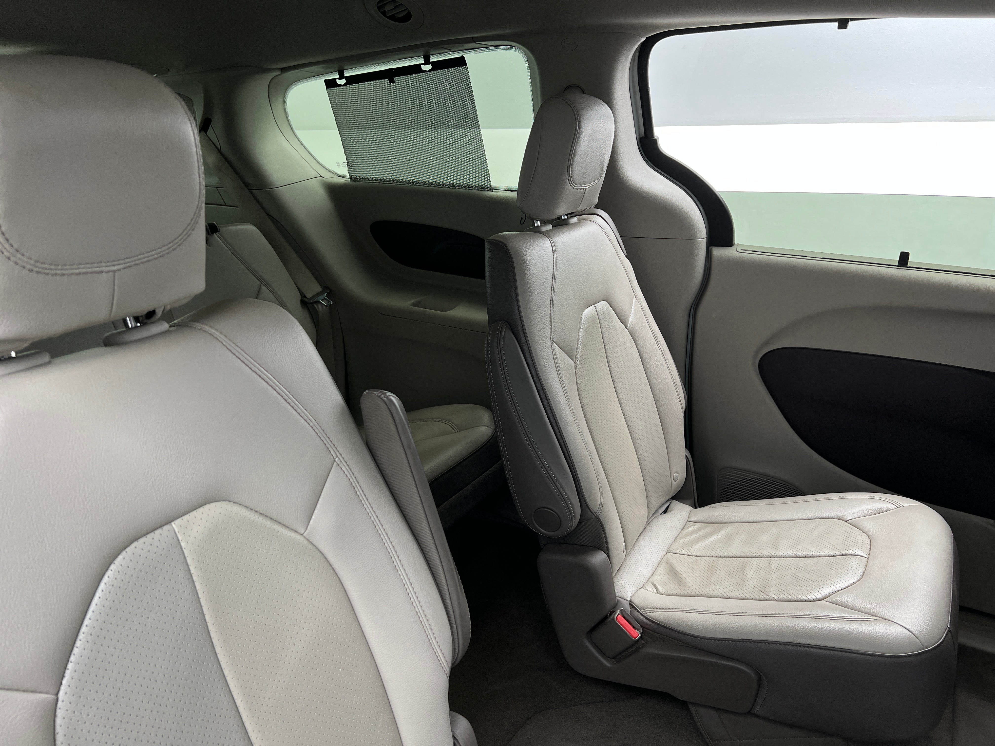 2018 Chrysler Pacifica Touring L 5