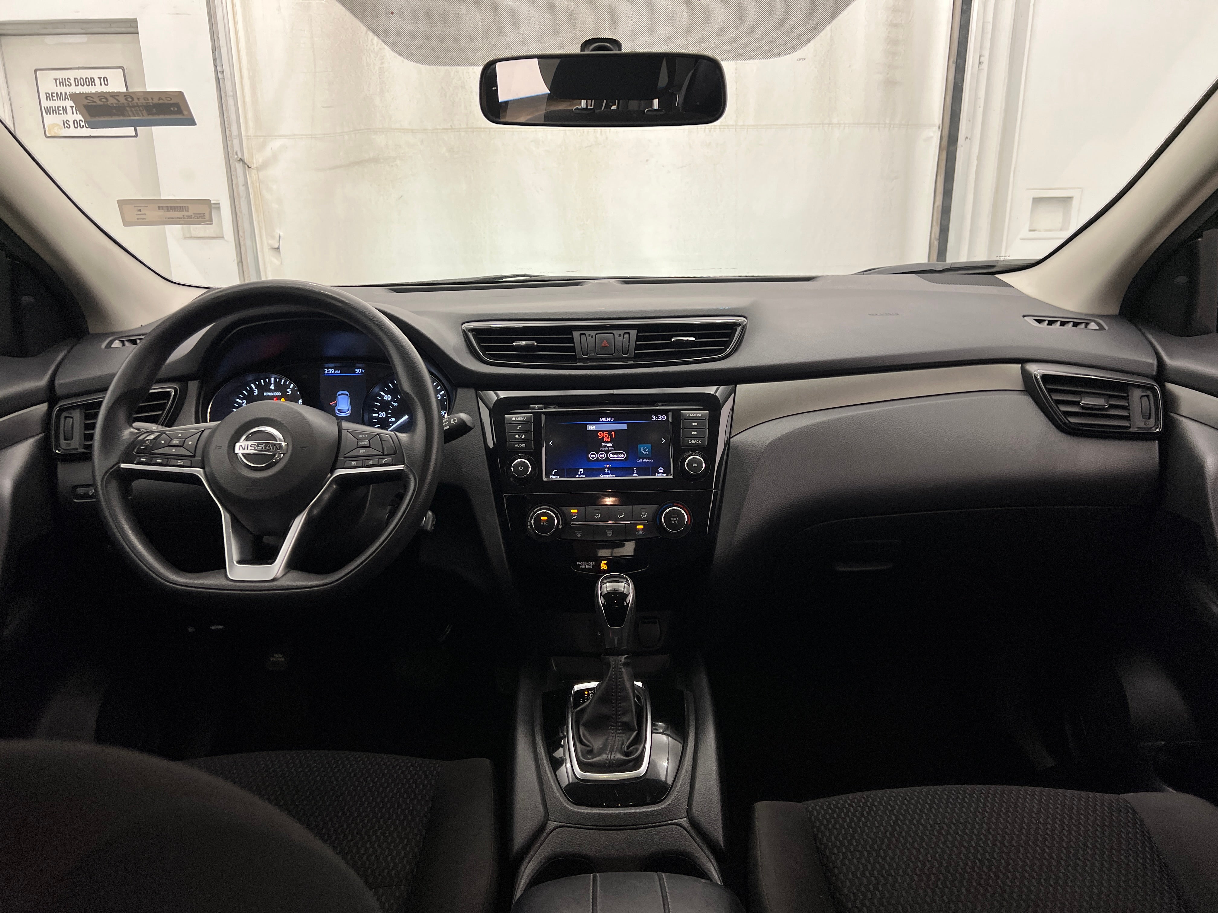 2019 Nissan Rogue Sport S 3