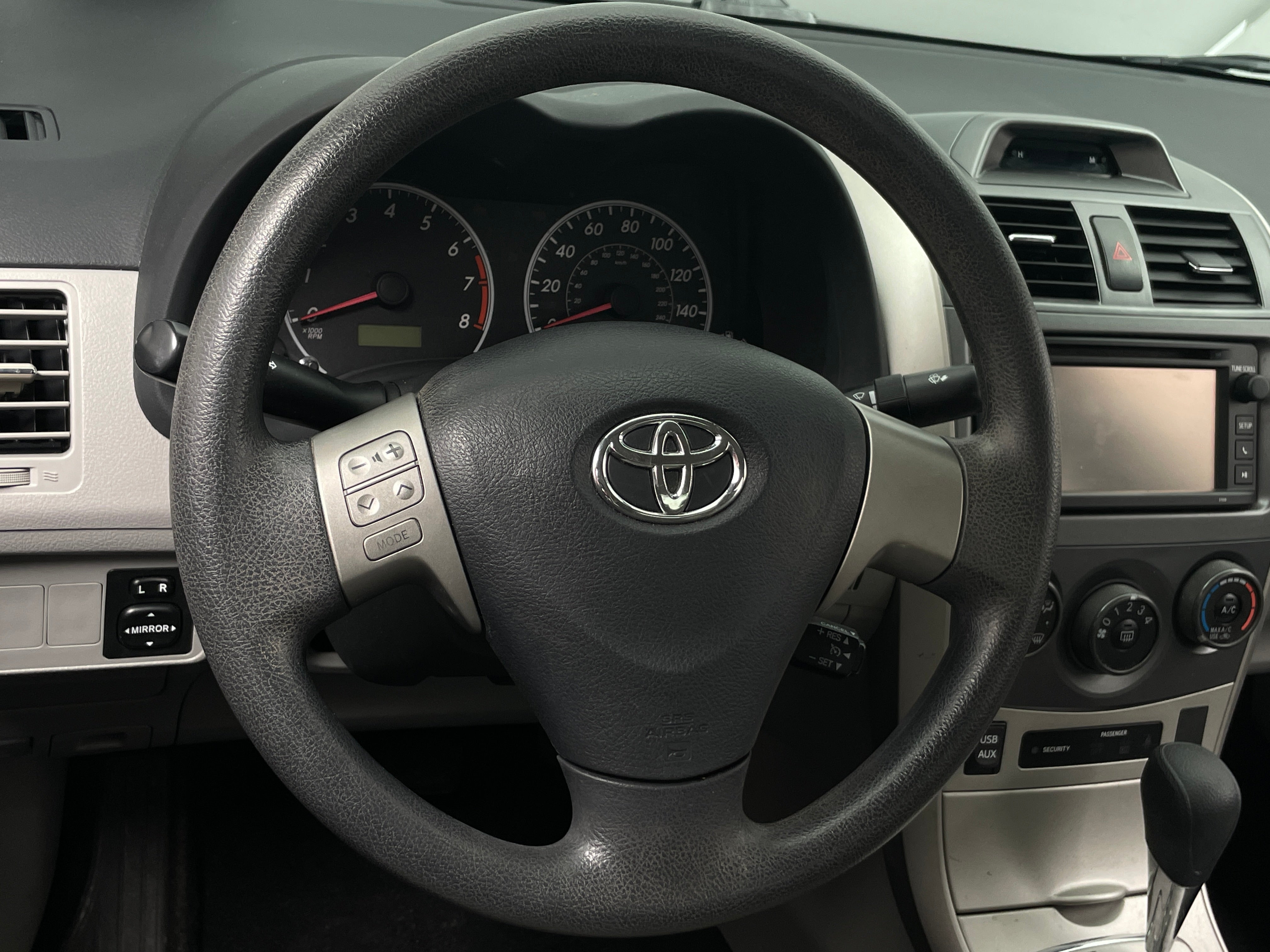 2013 Toyota Corolla LE 5