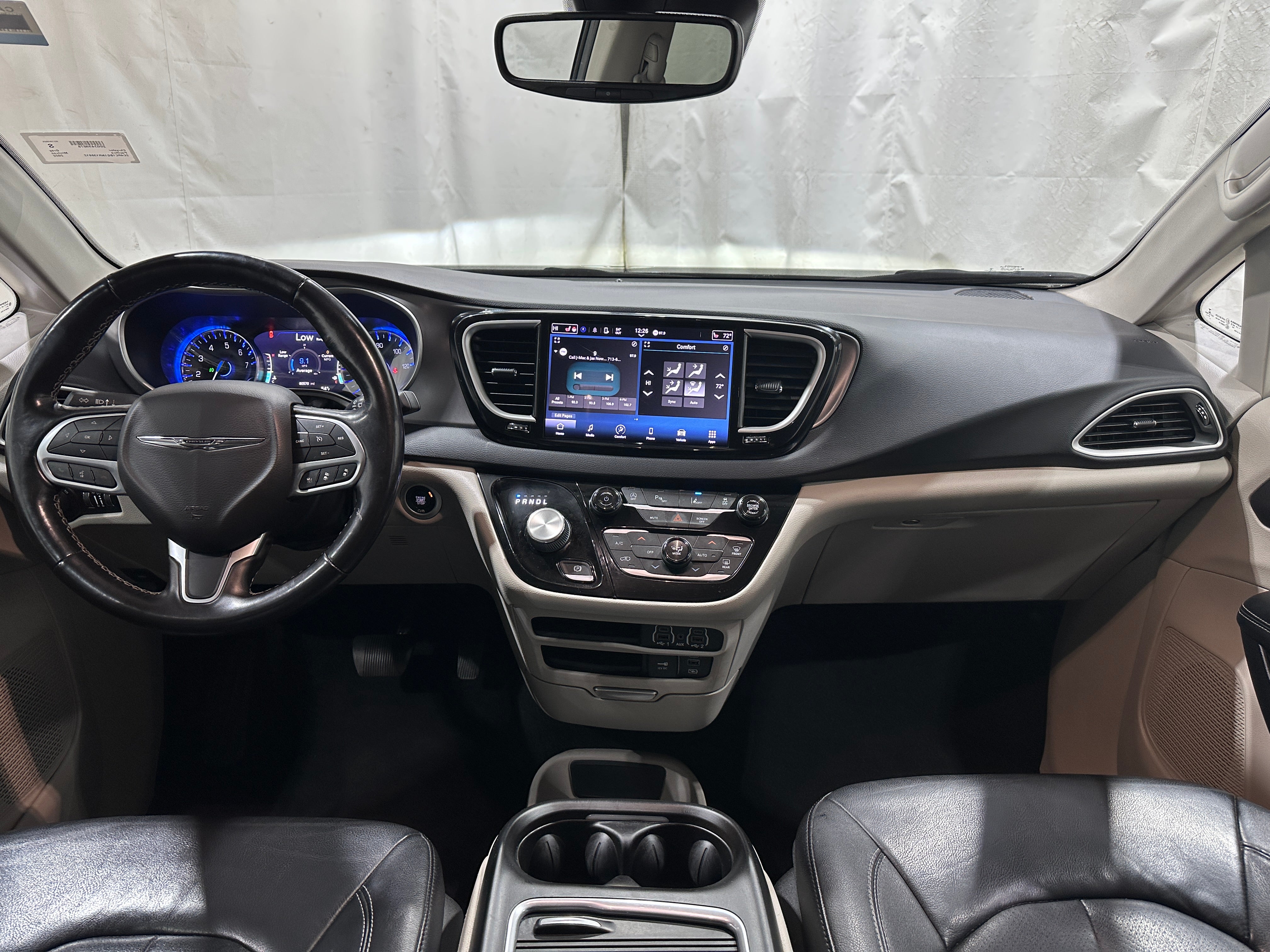 2022 Chrysler Pacifica Touring L 3