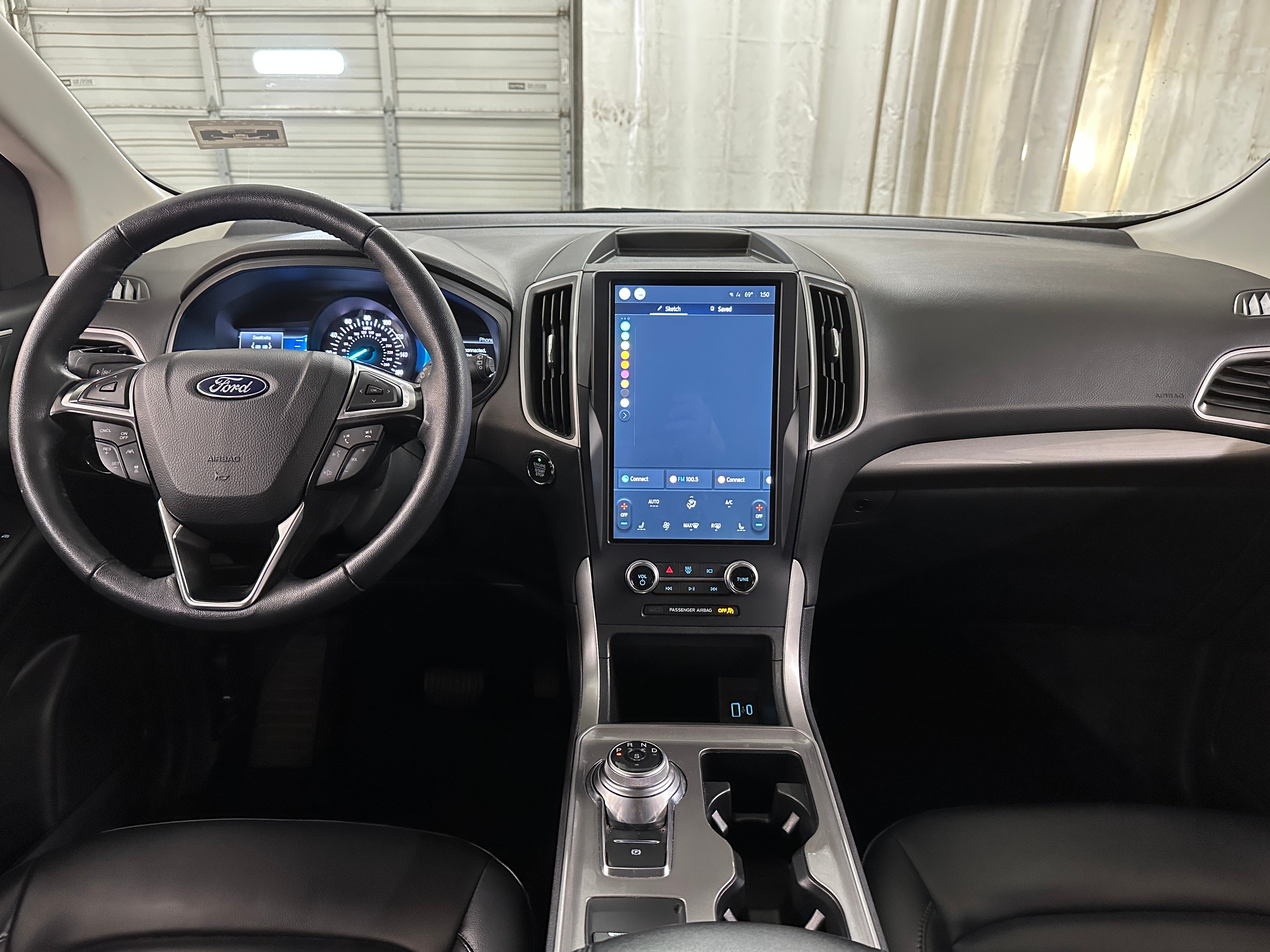 2023 Ford Edge SEL 3