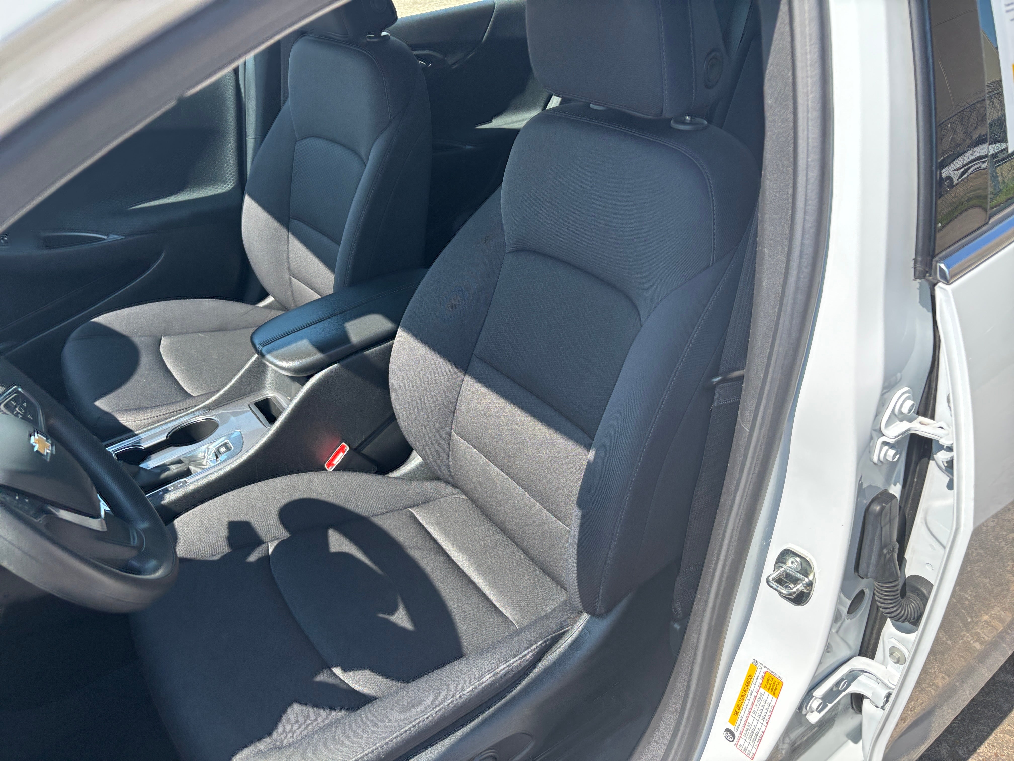 2023 Chevrolet Malibu LT 2