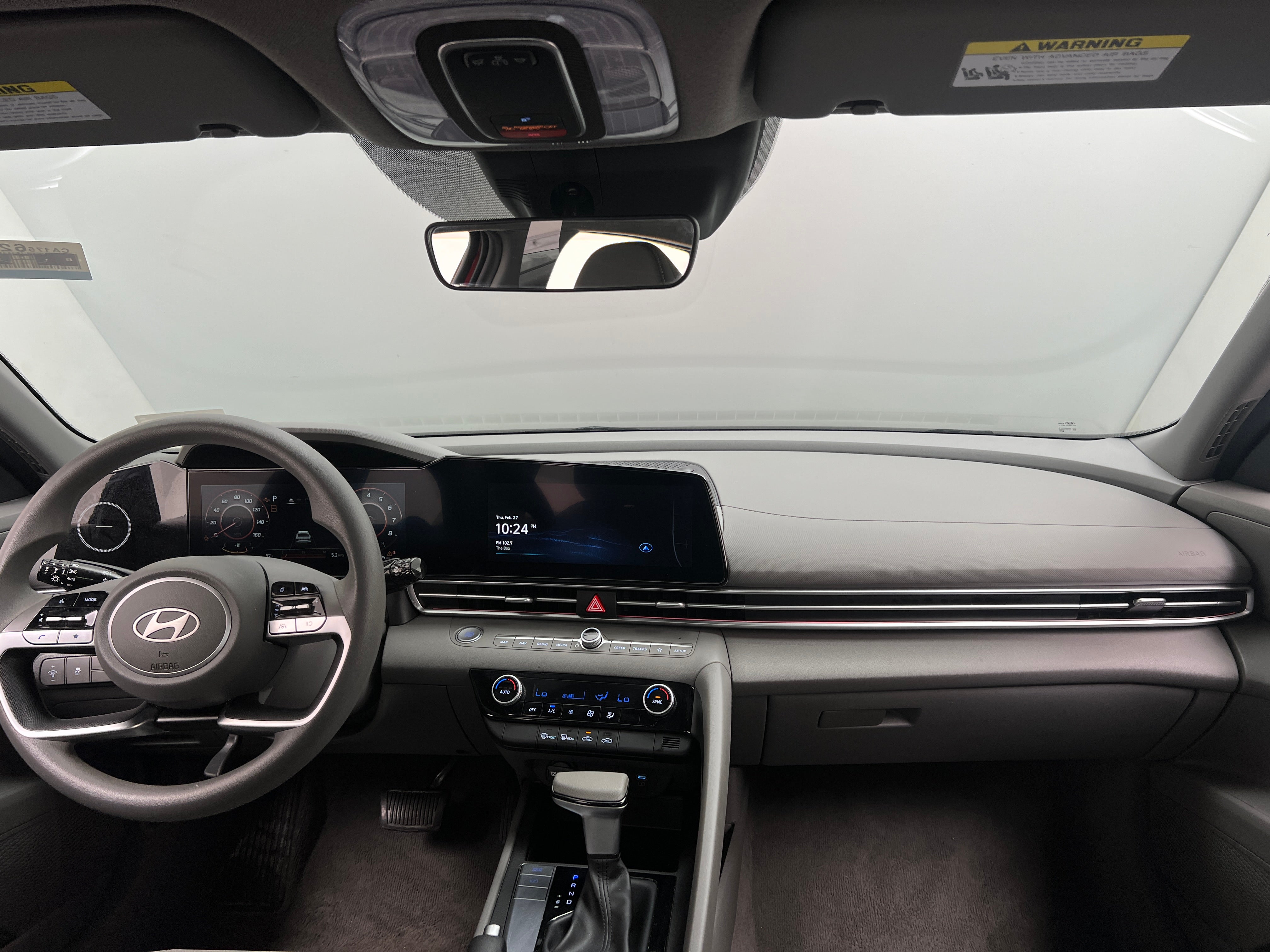 2024 Hyundai Elantra SEL 3