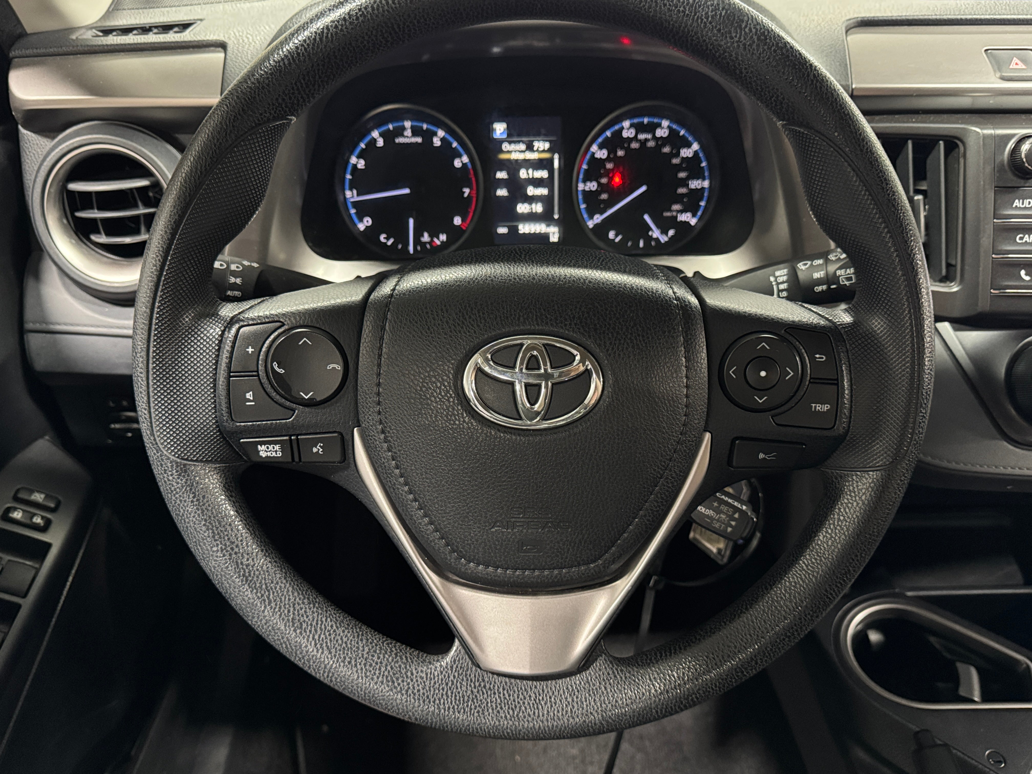 2018 Toyota RAV4 LE 5