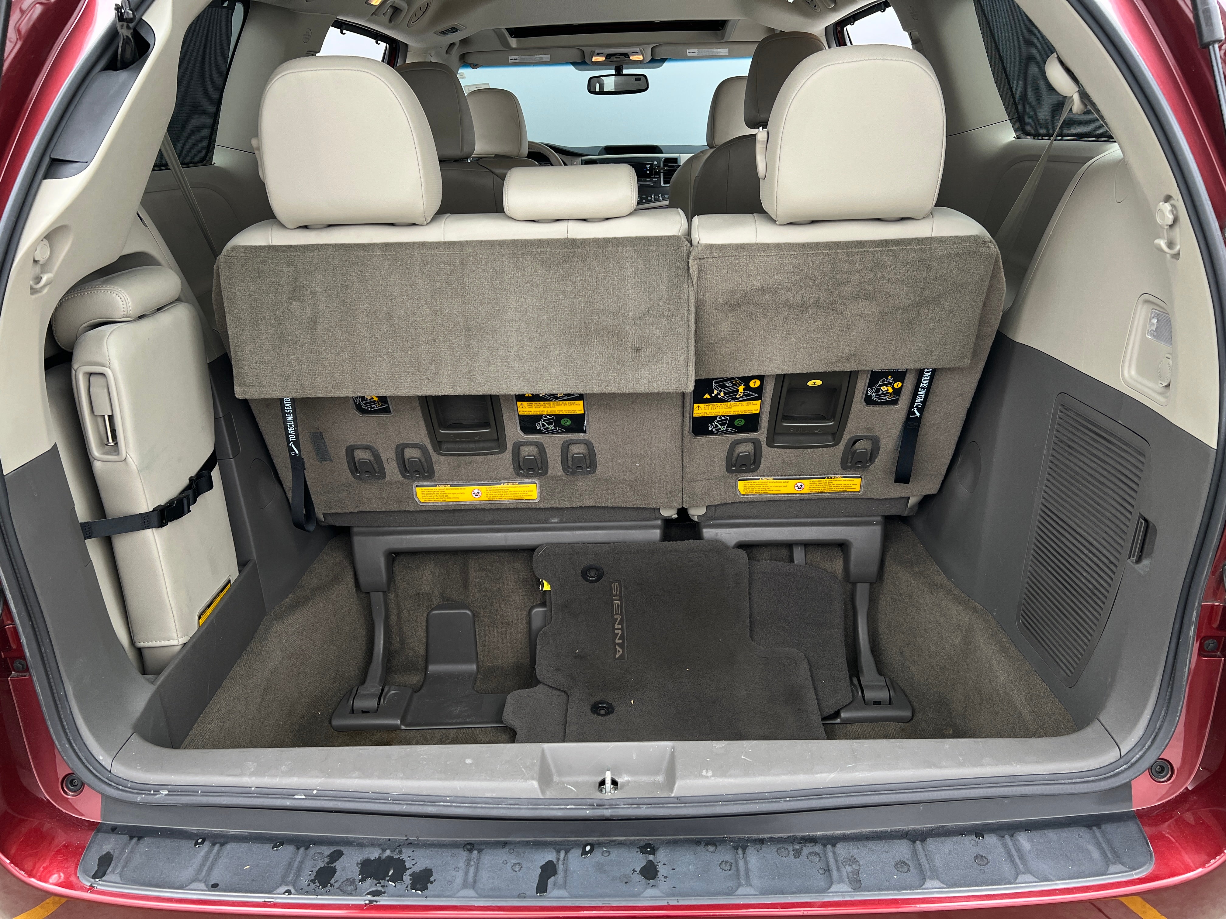 2013 Toyota Sienna XLE 6