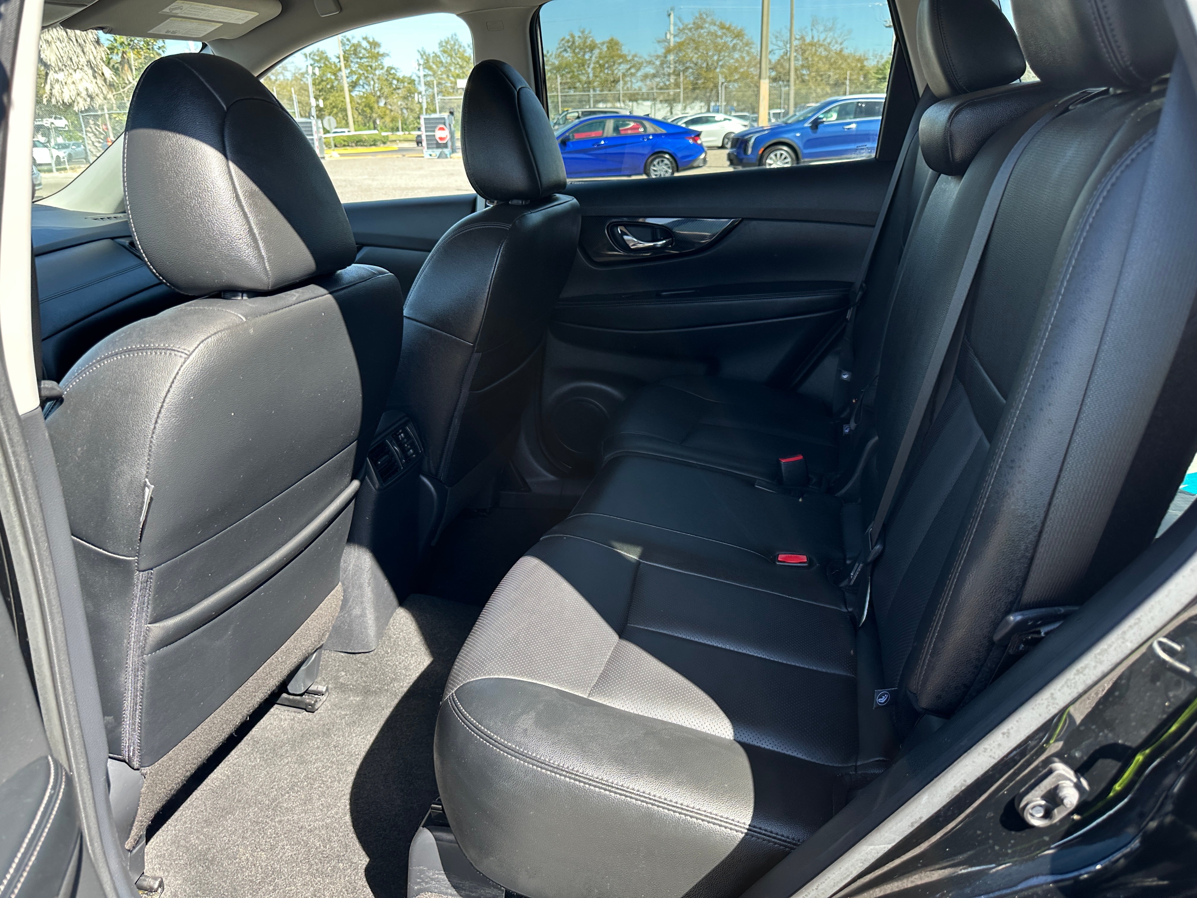 2020 Nissan Rogue SL 6