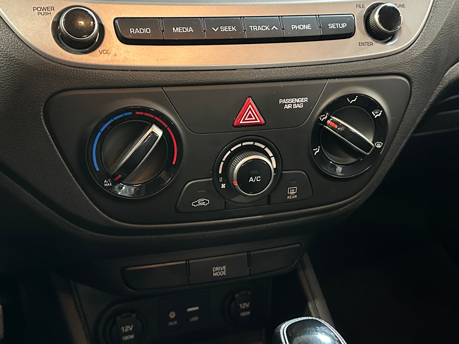 Thumbnail: 2020 Hyundai Accent - 4