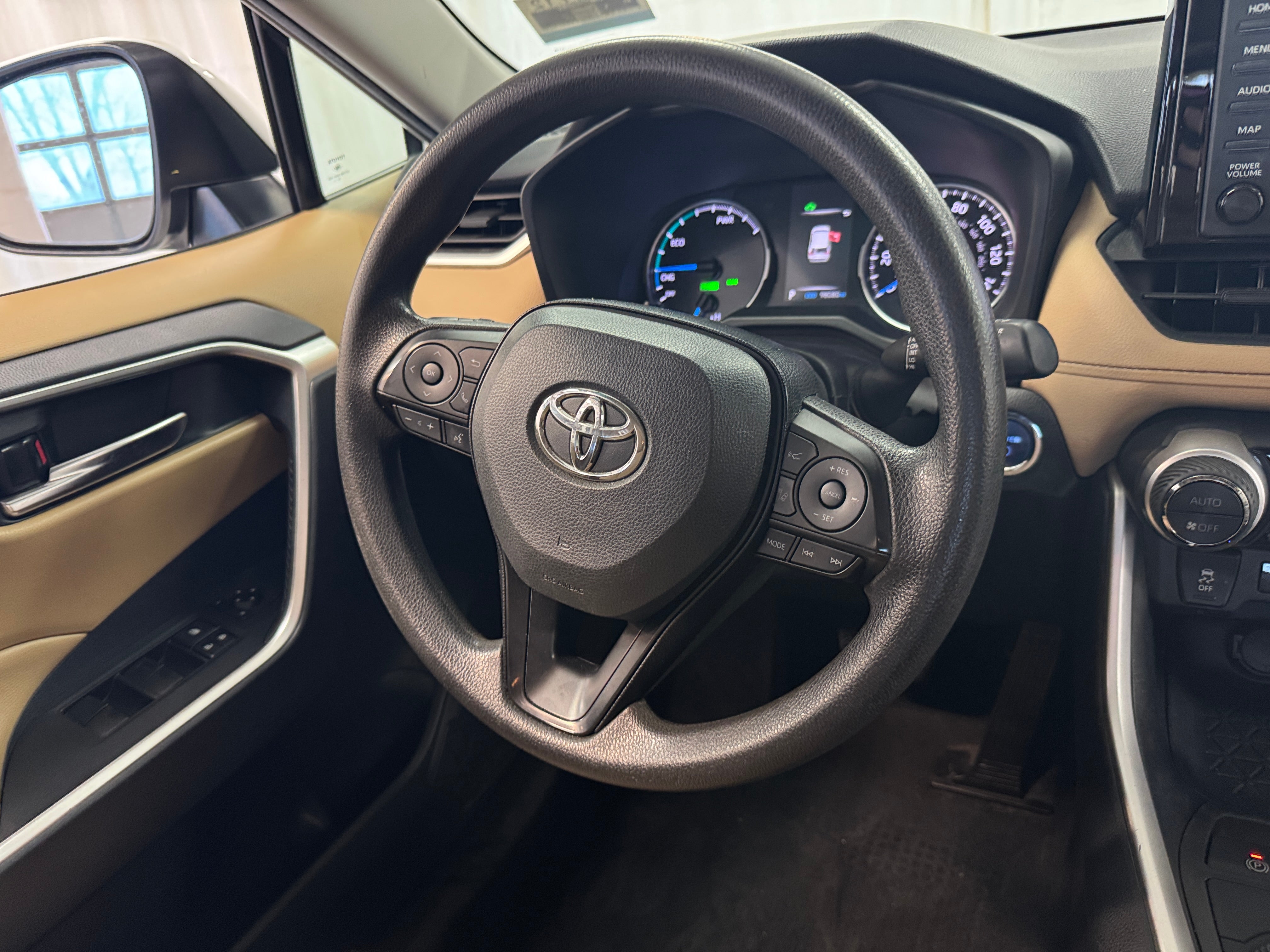 2020 Toyota RAV4 XLE 5