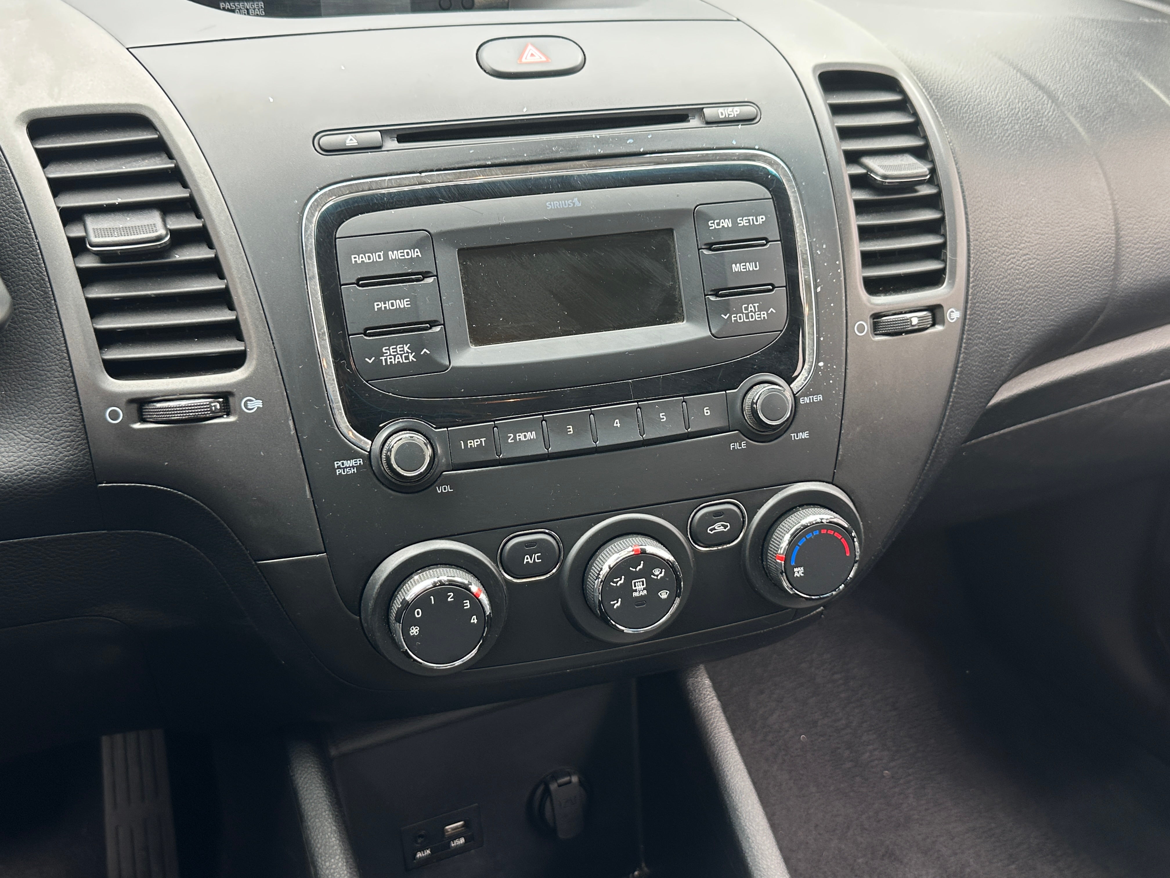 2017 Kia Forte LX 4