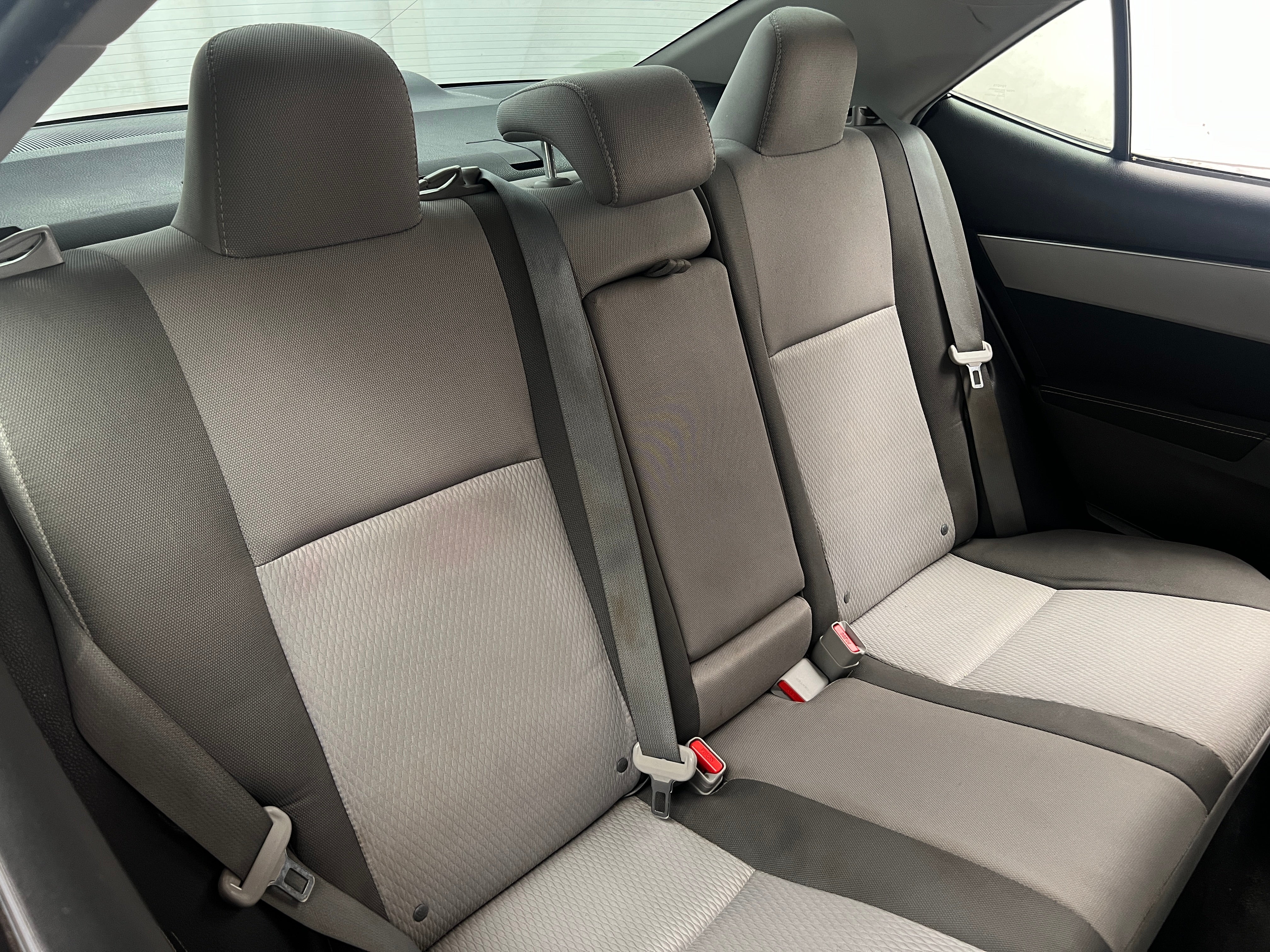 2017 Toyota Corolla LE 6