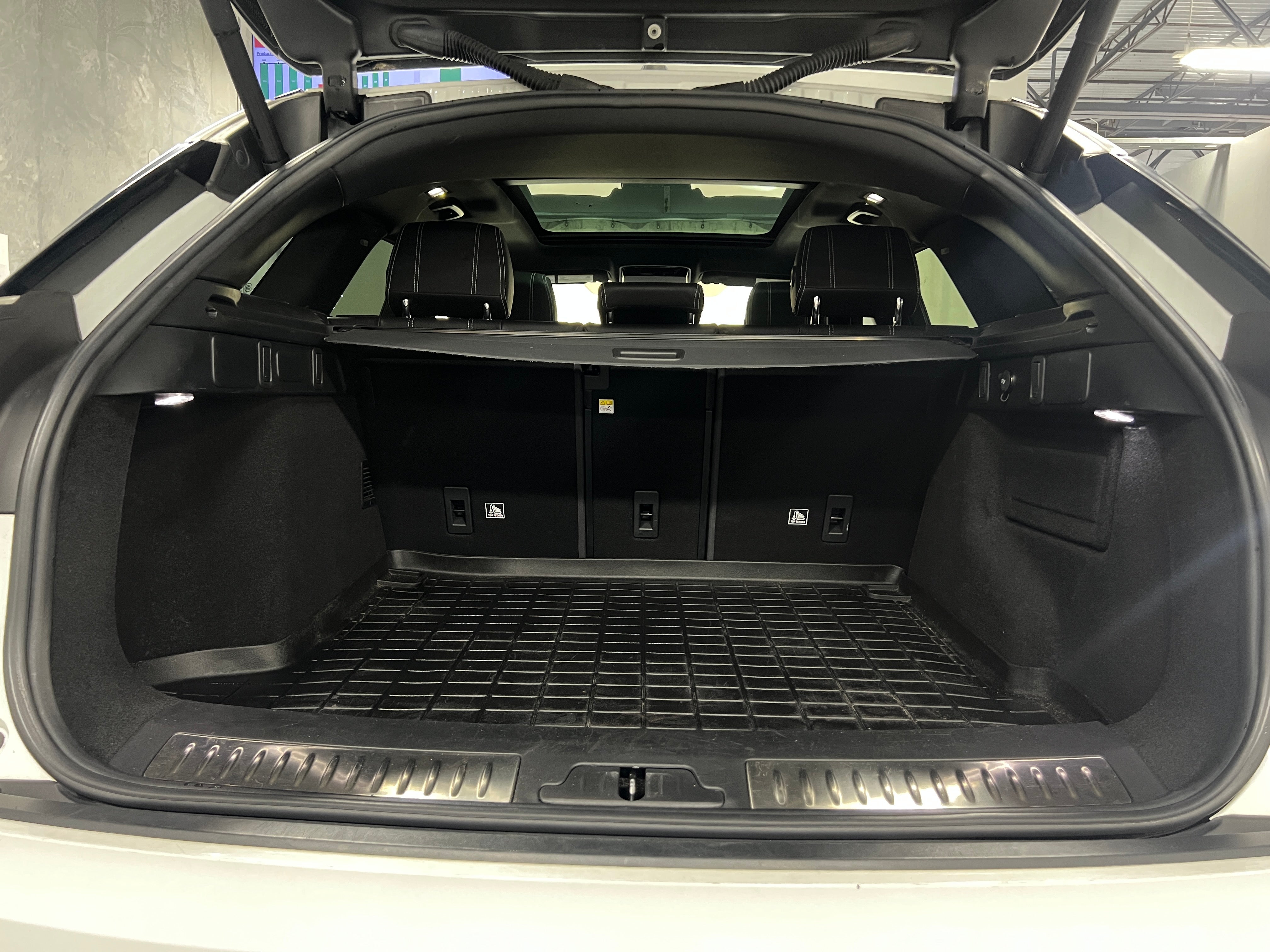2019 Land Rover Range Rover Velar R-Dynamic SE 7