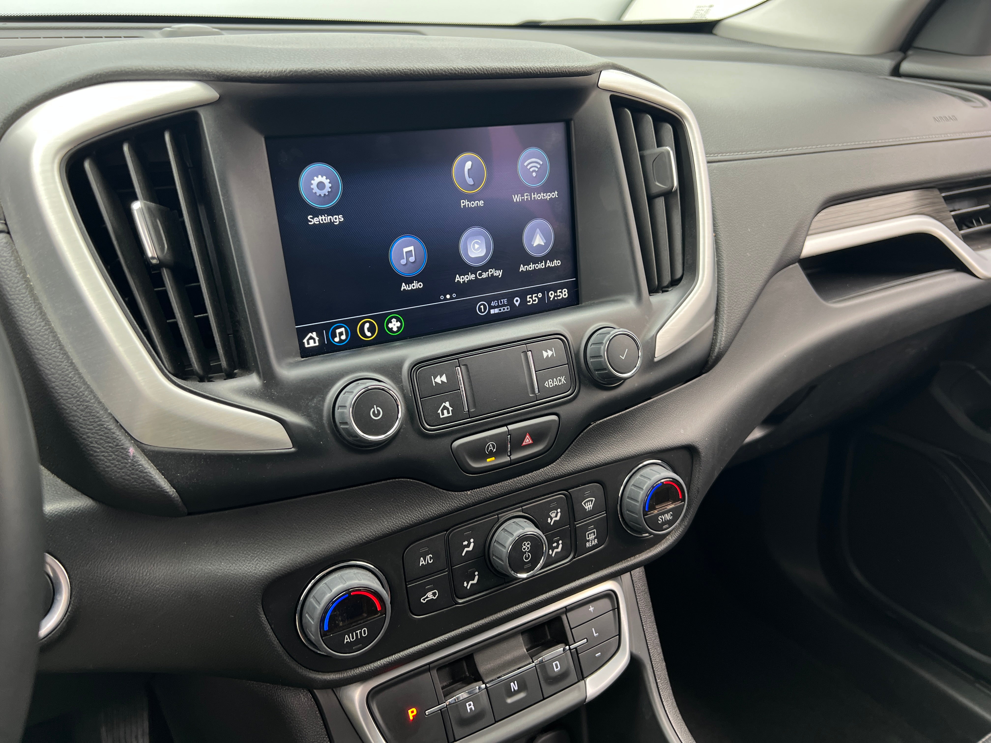 2024 GMC Terrain SLT 3