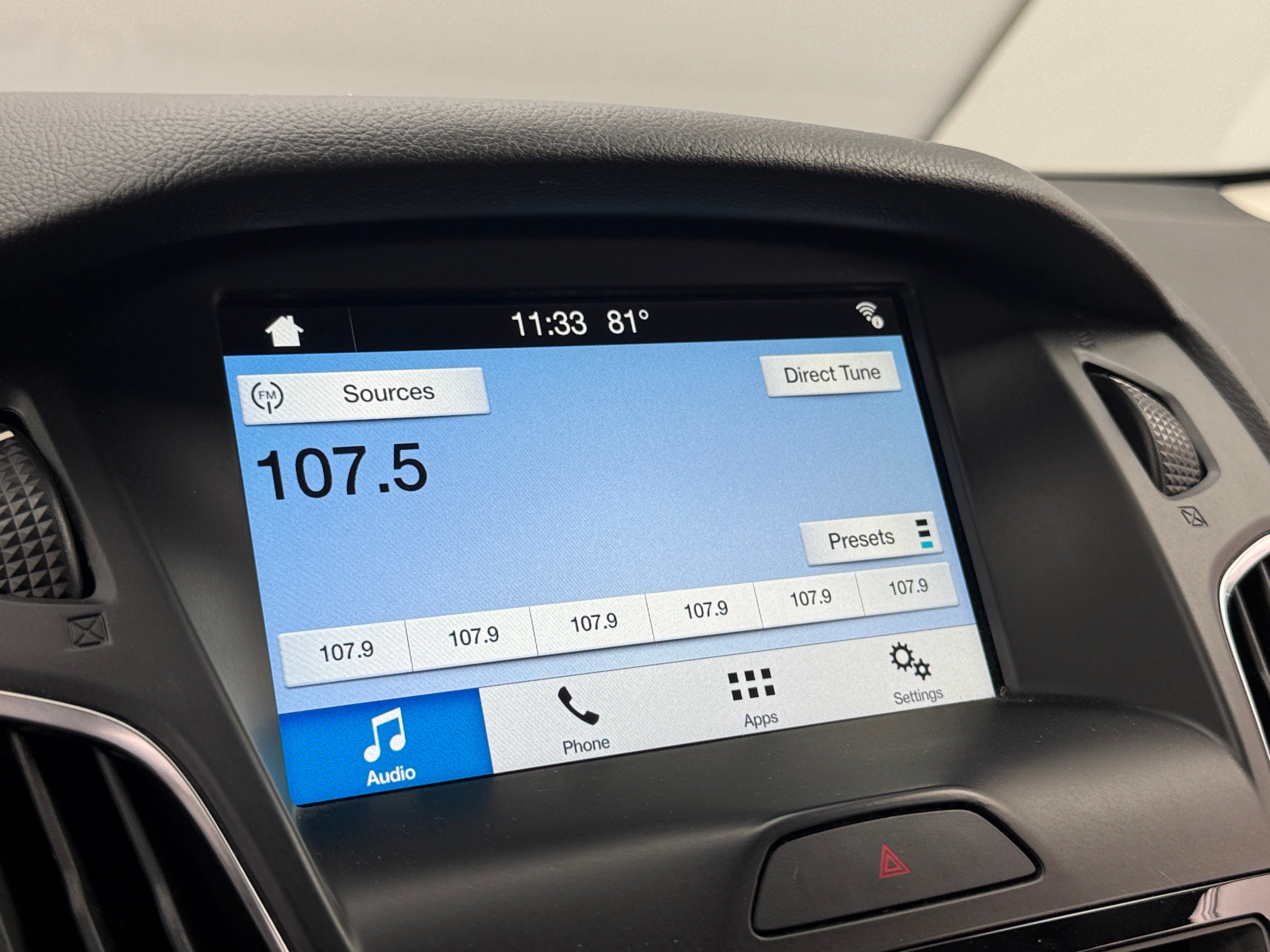 2017 Ford Focus SEL 4