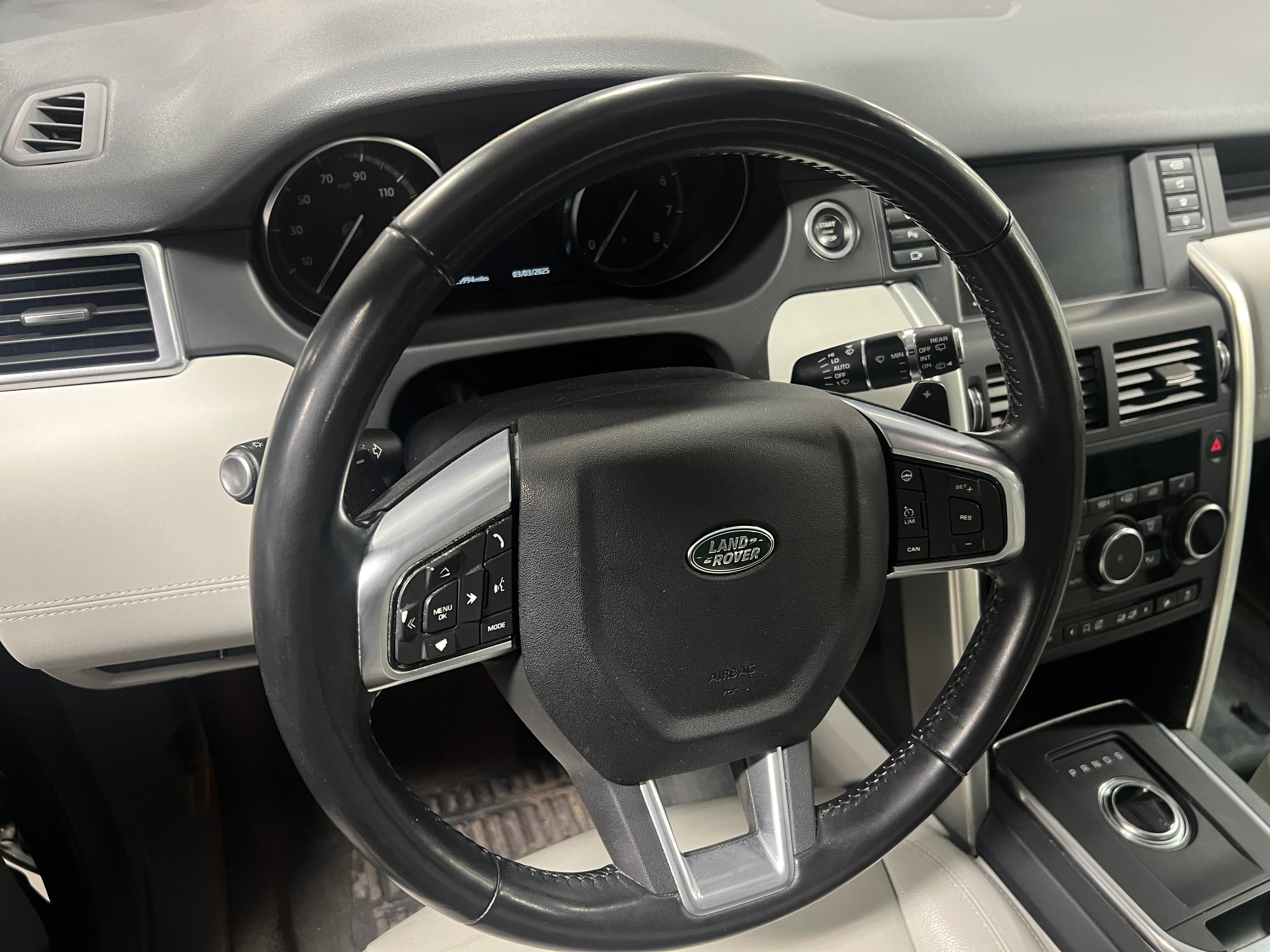 2019 Land Rover Discovery Sport SE 4