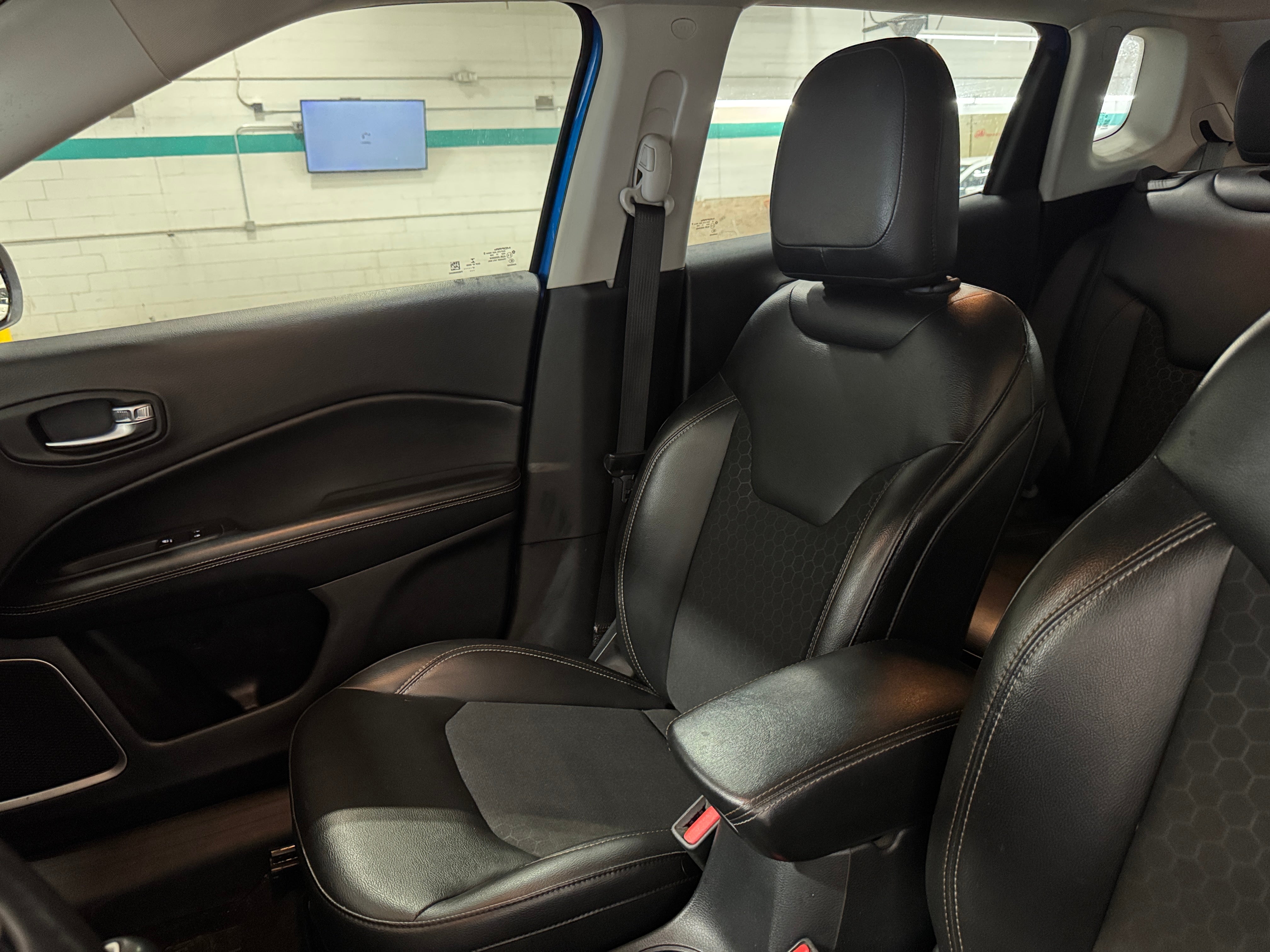 2018 Jeep Compass Latitude 2