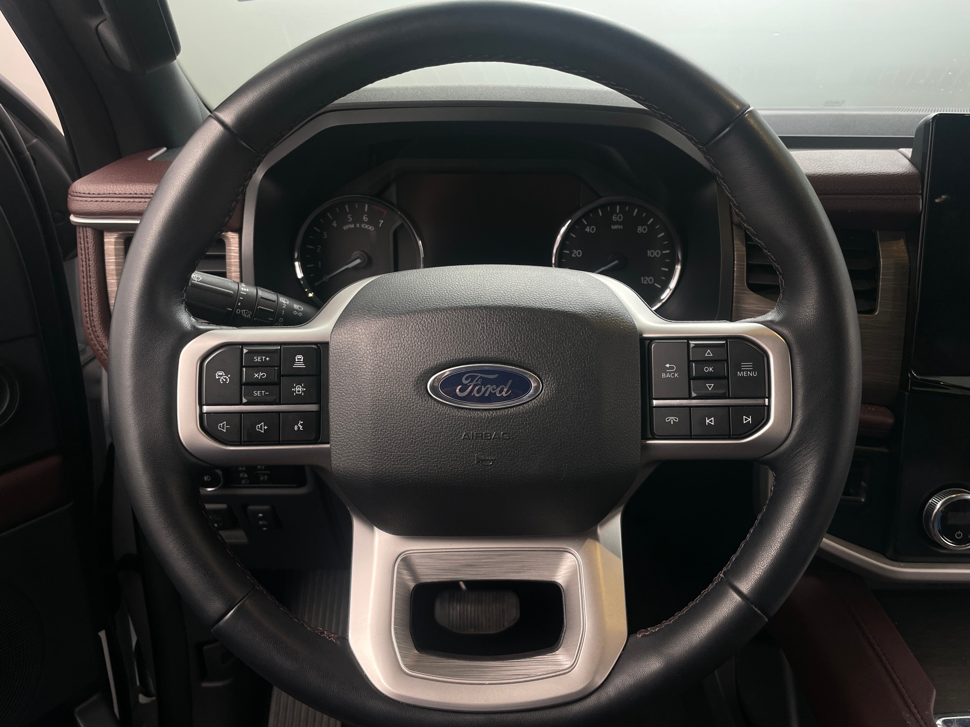 2024 Ford Expedition Limited 4