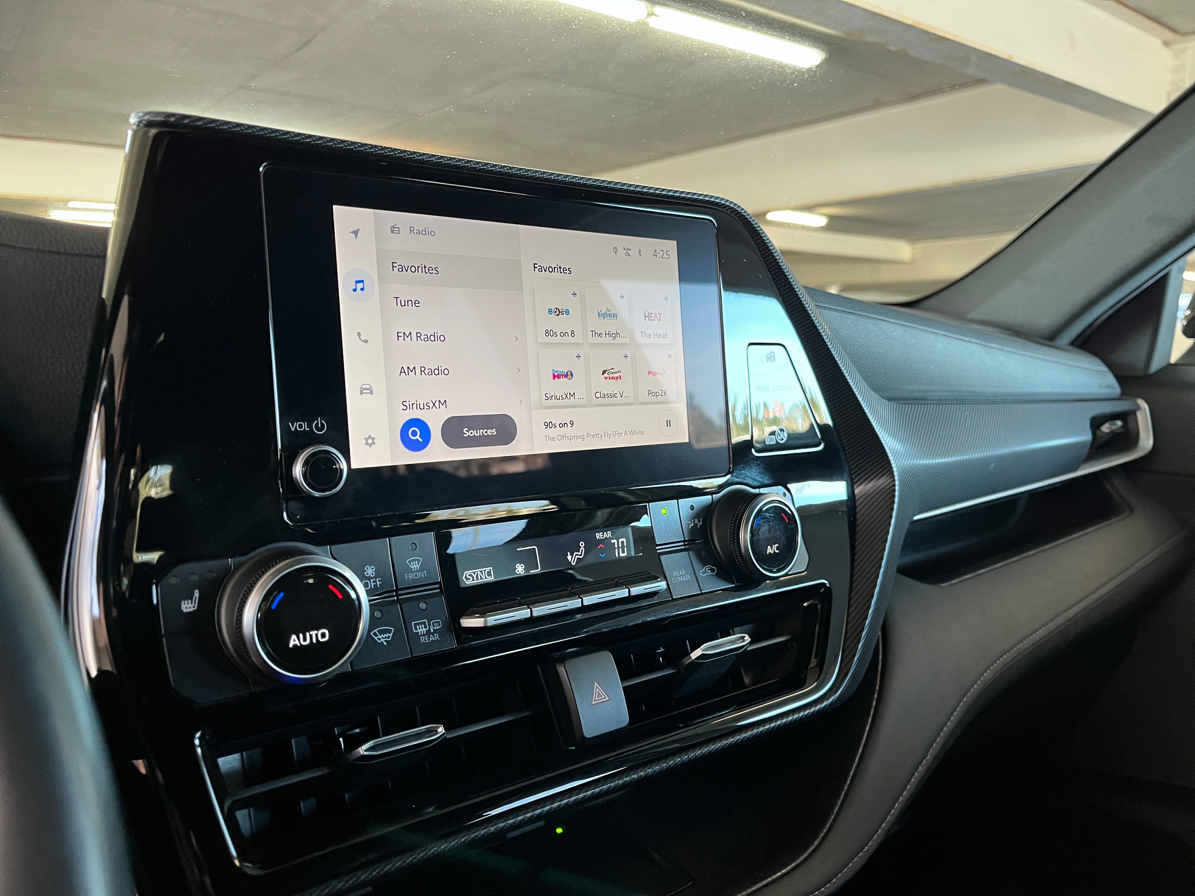 2024 Toyota Highlander XSE 4