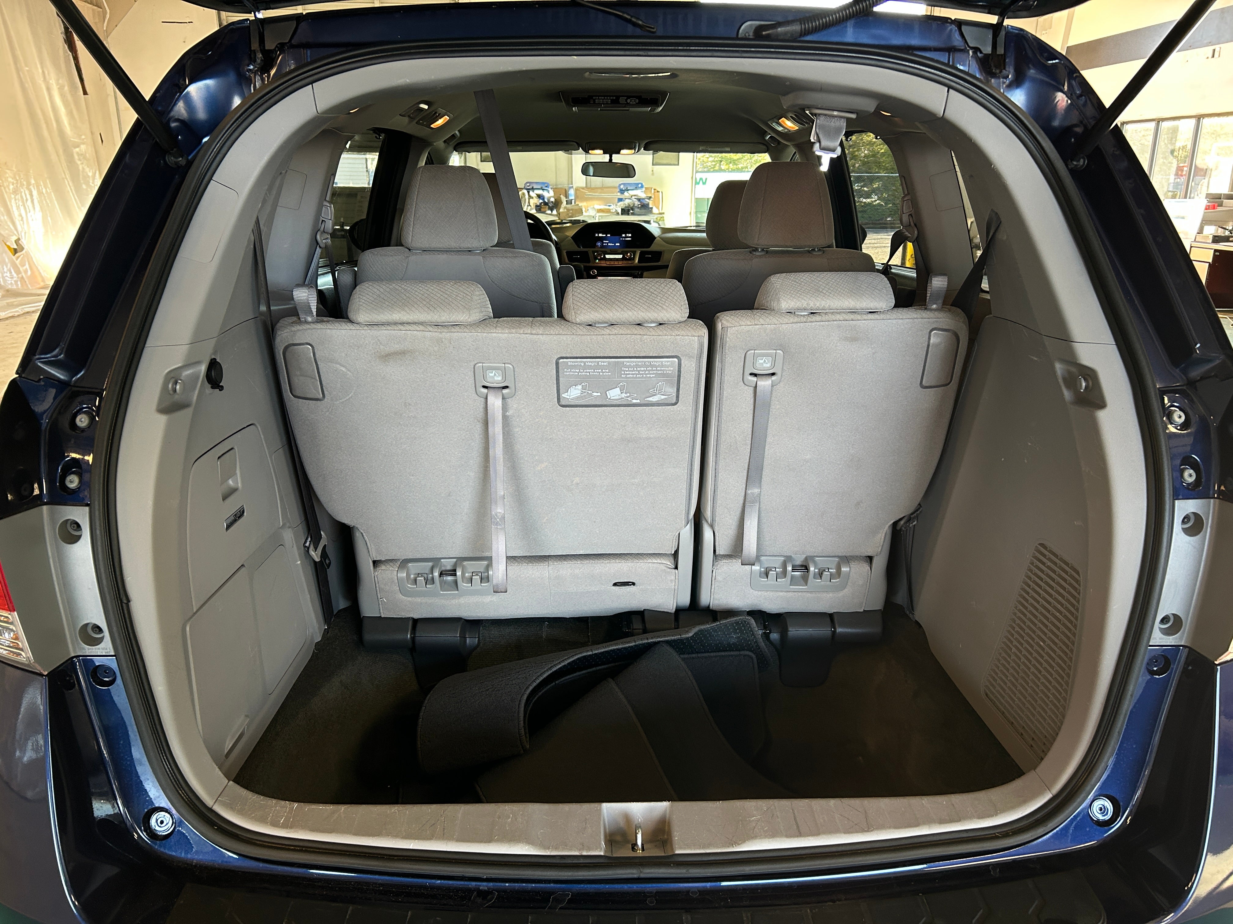 2016 Honda Odyssey SE 7