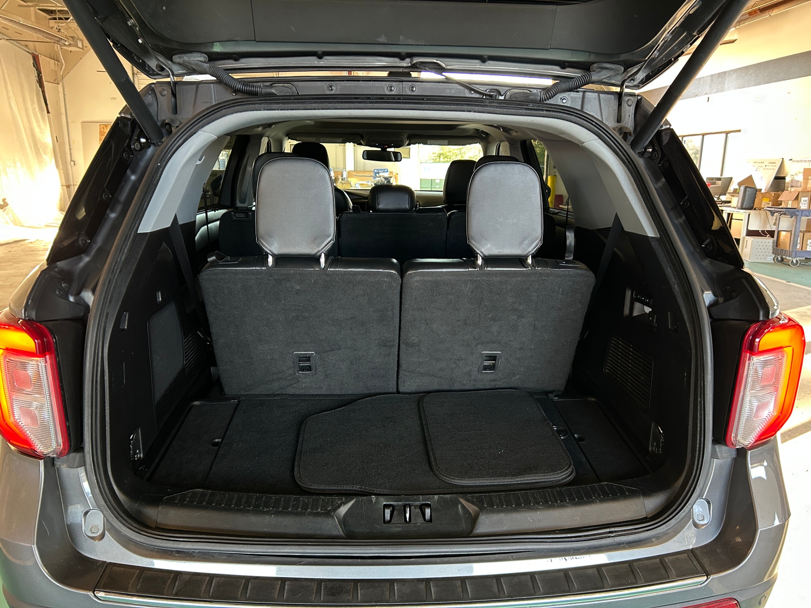 Thumbnail: 2021 Ford Explorer - 6