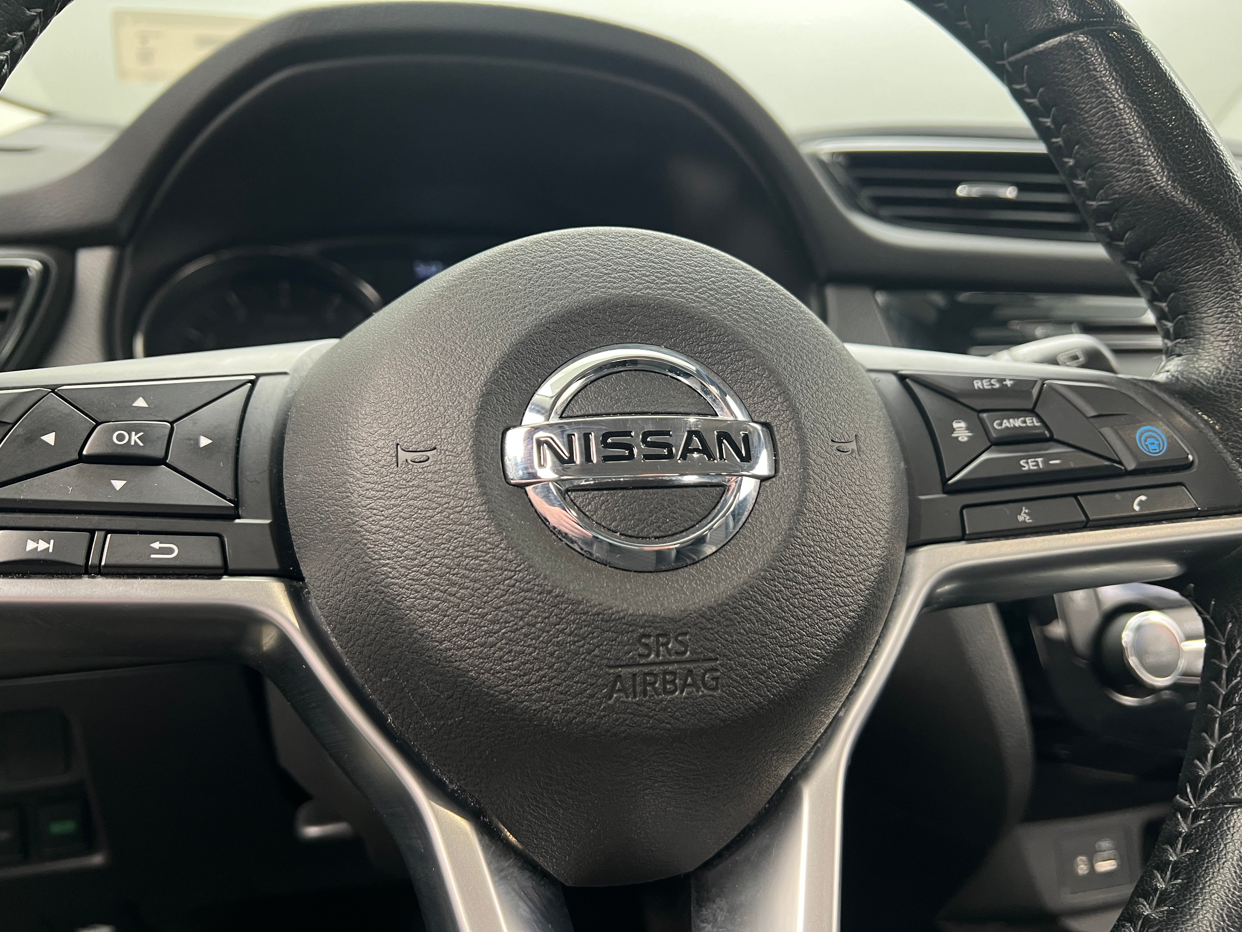 2022 Nissan Rogue Sport SV 5