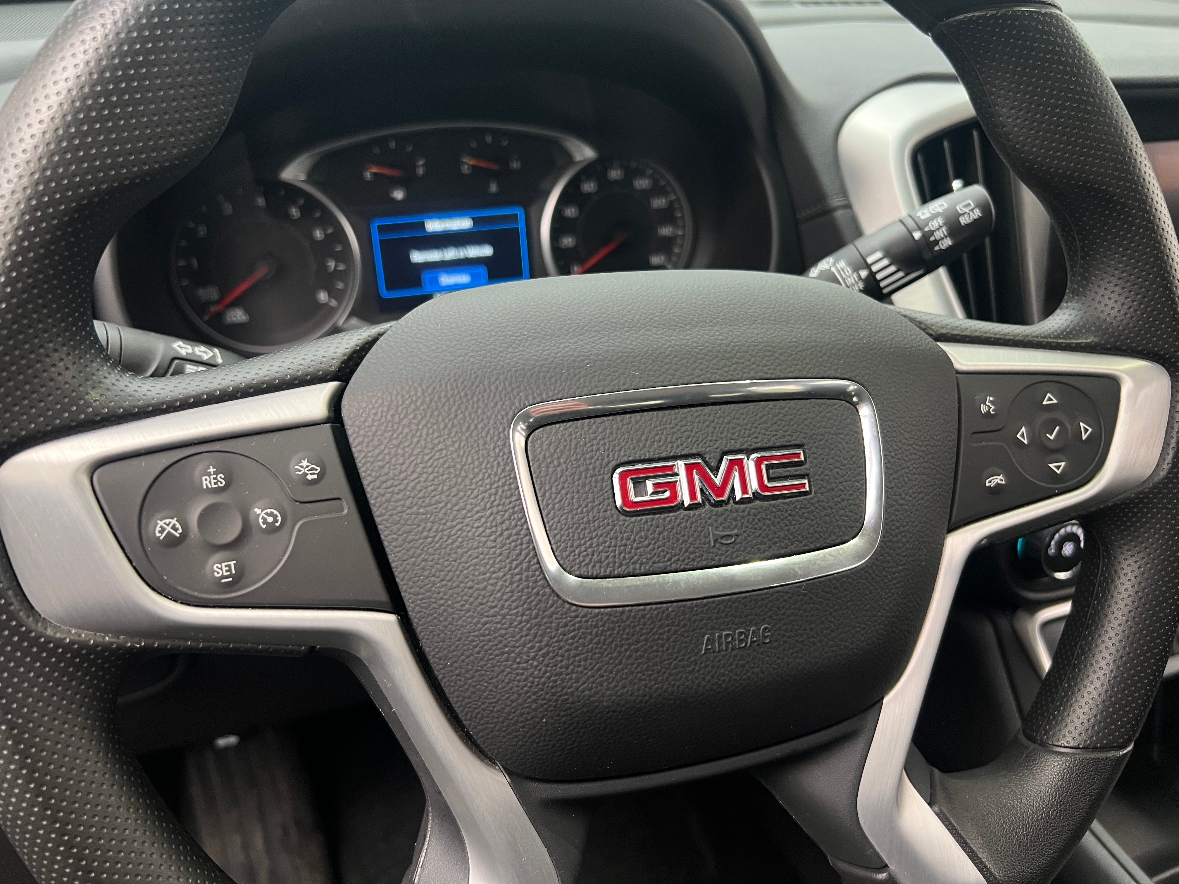 2024 GMC Terrain SLE 5