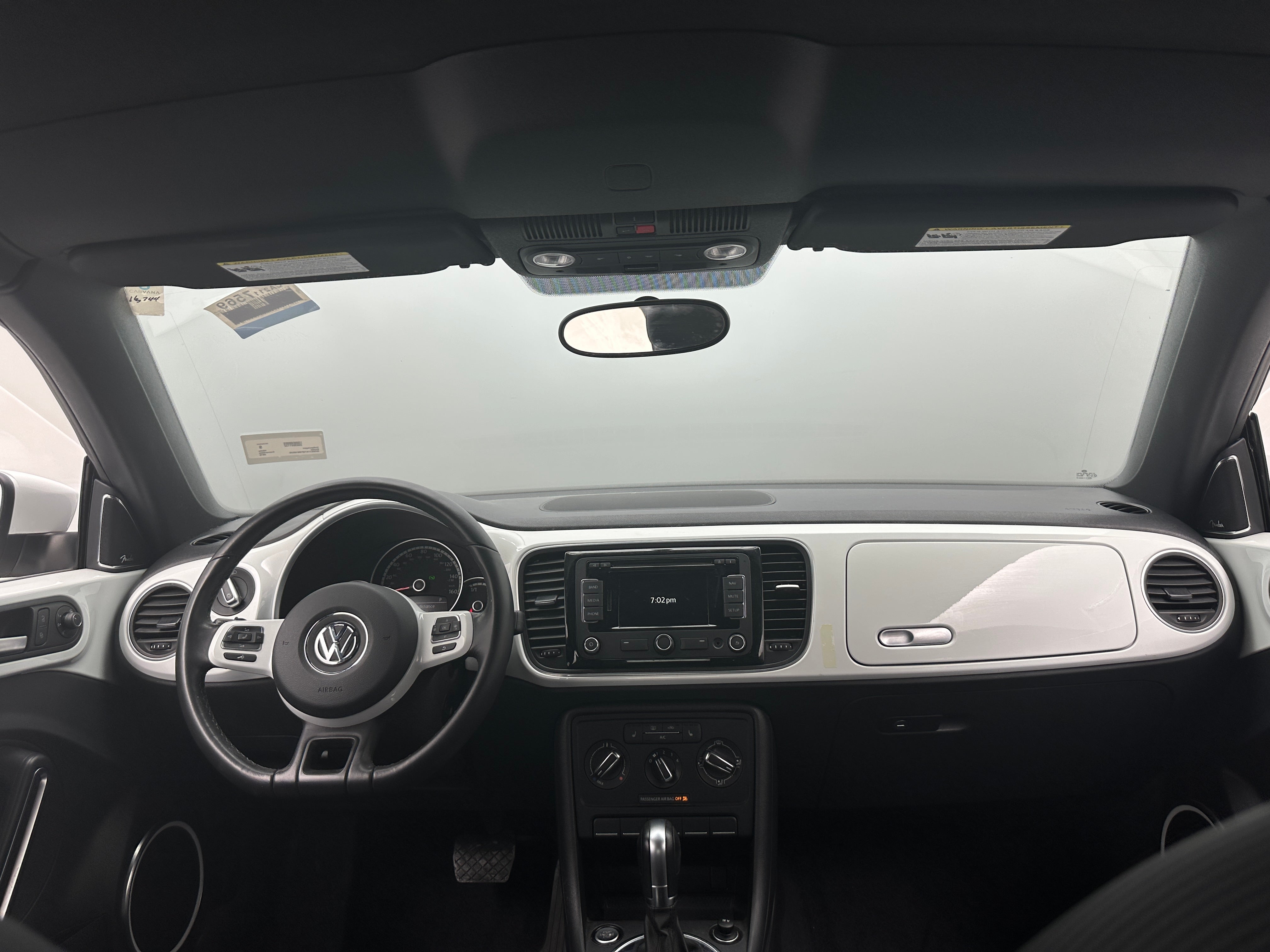 2015 Volkswagen Beetle  2