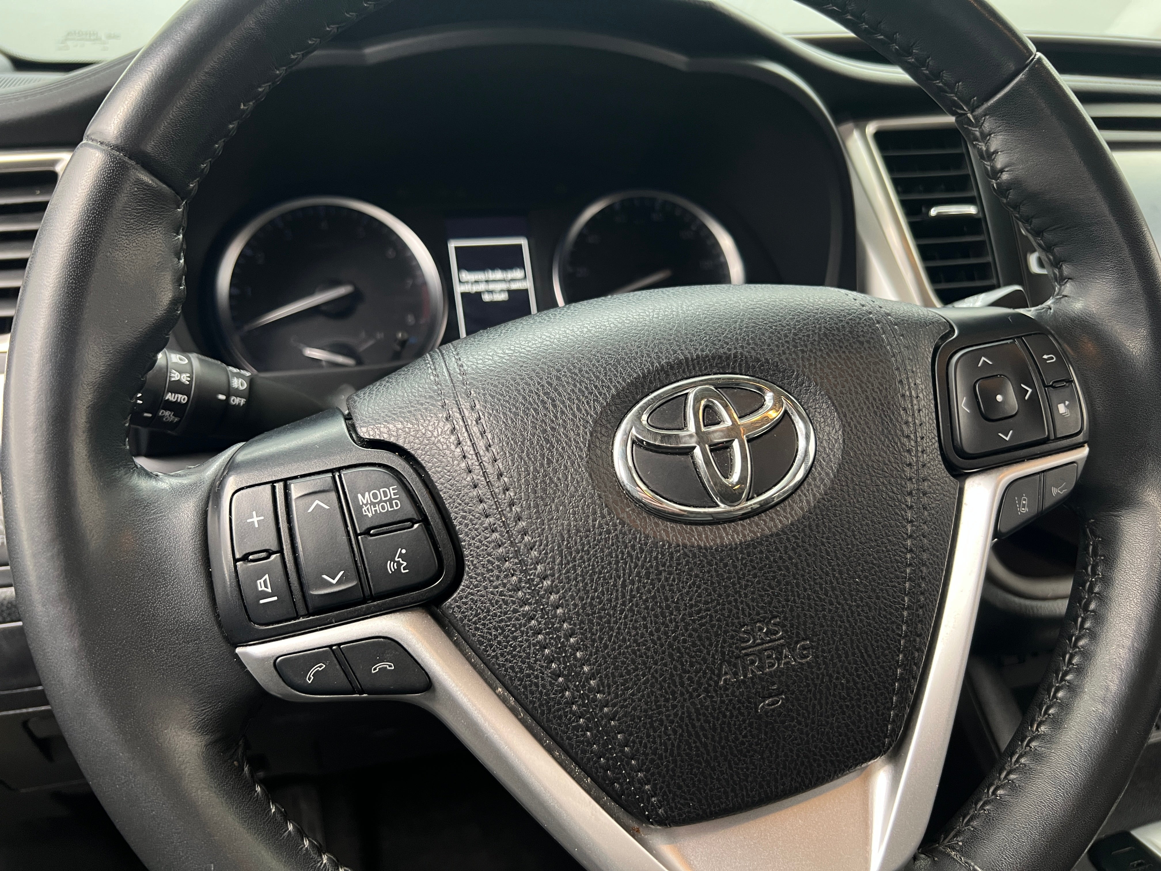 2019 Toyota Highlander XLE 4