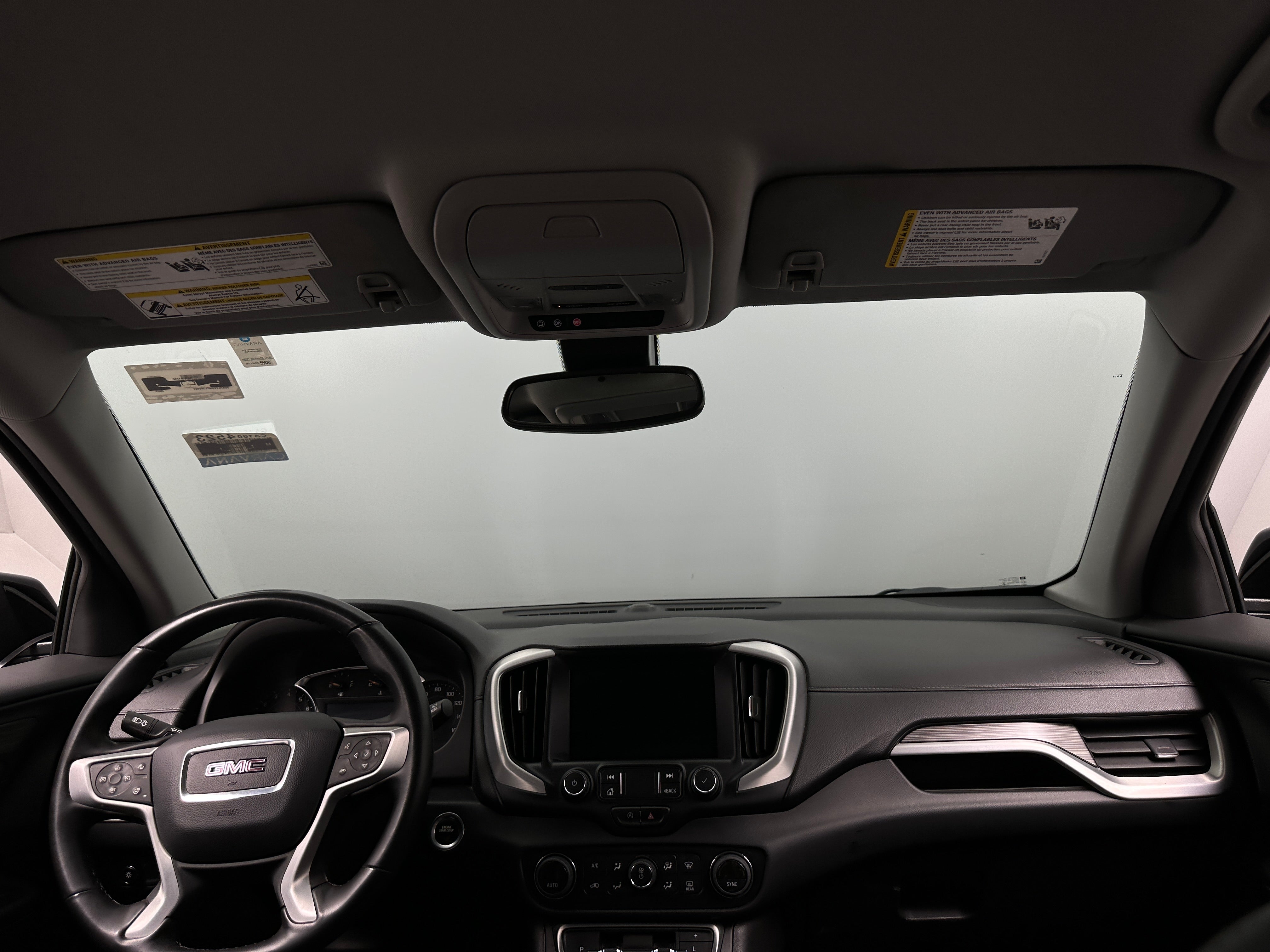 2023 GMC Terrain SLT 2